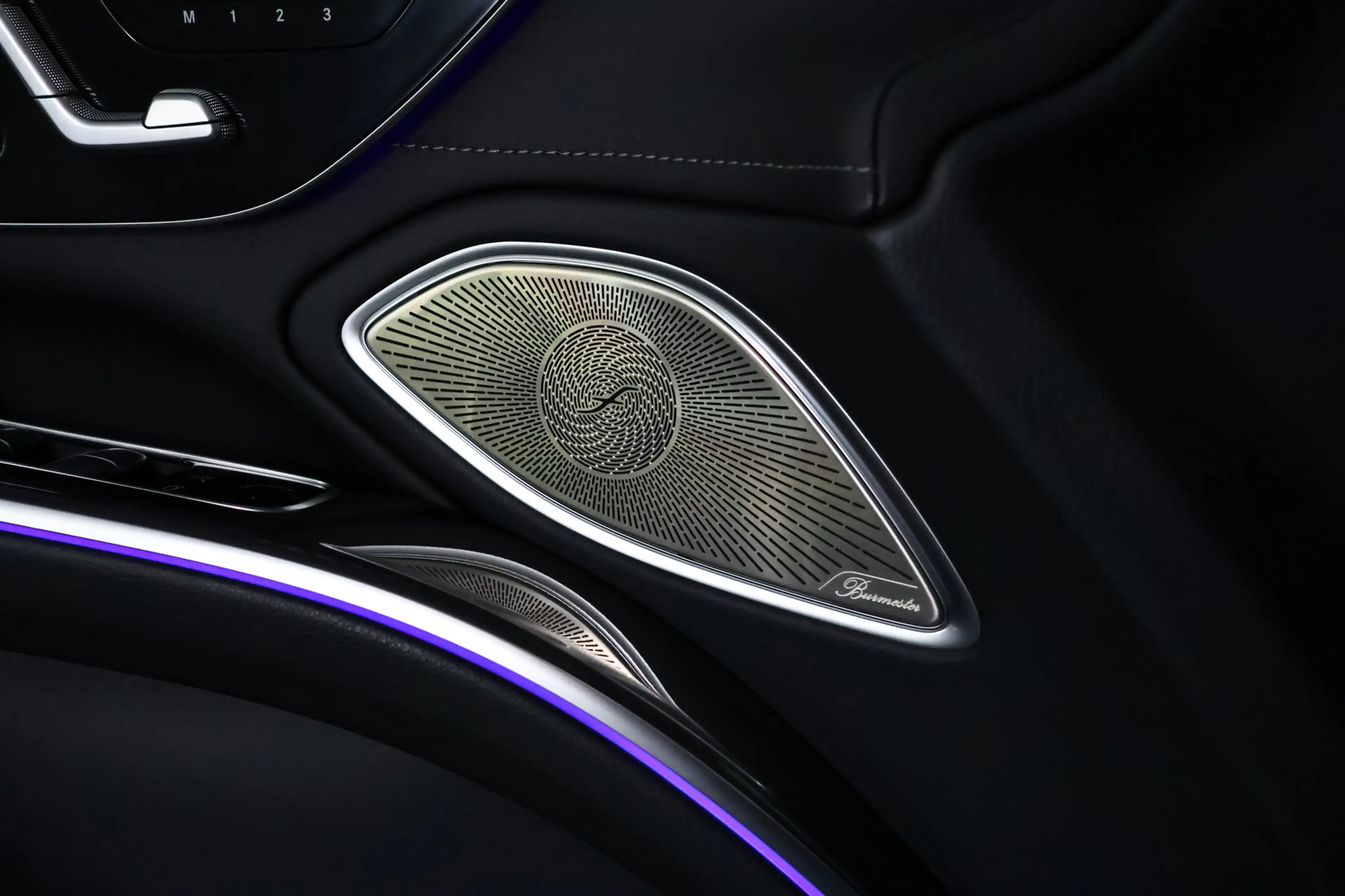 Mercedes-Benz EQS 580 4MATIC Luxury Line 108kWh Panorama / Opendak / — photo 27