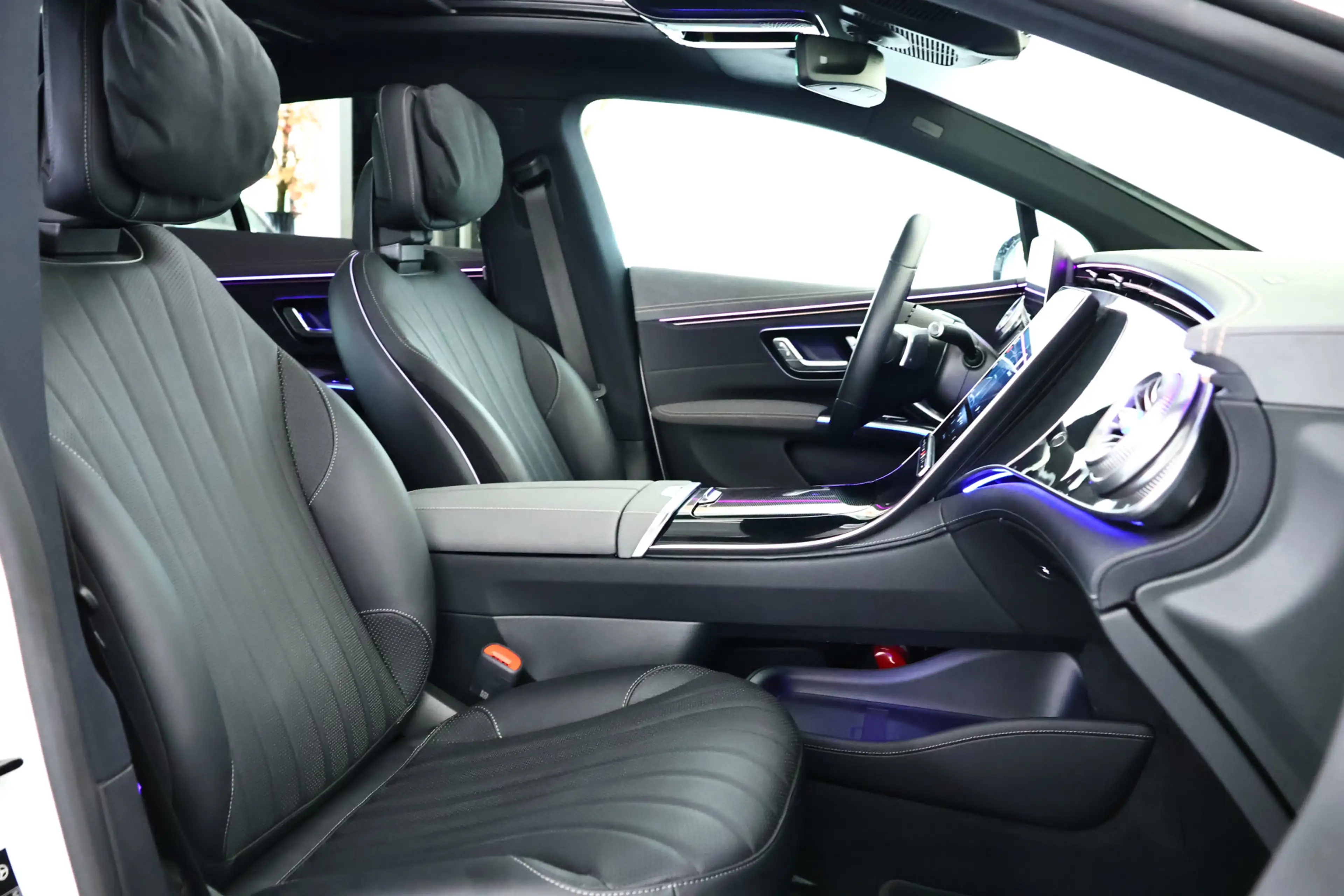 Mercedes-Benz EQS 580 4MATIC Luxury Line 108kWh Panorama / Opendak / — photo 15