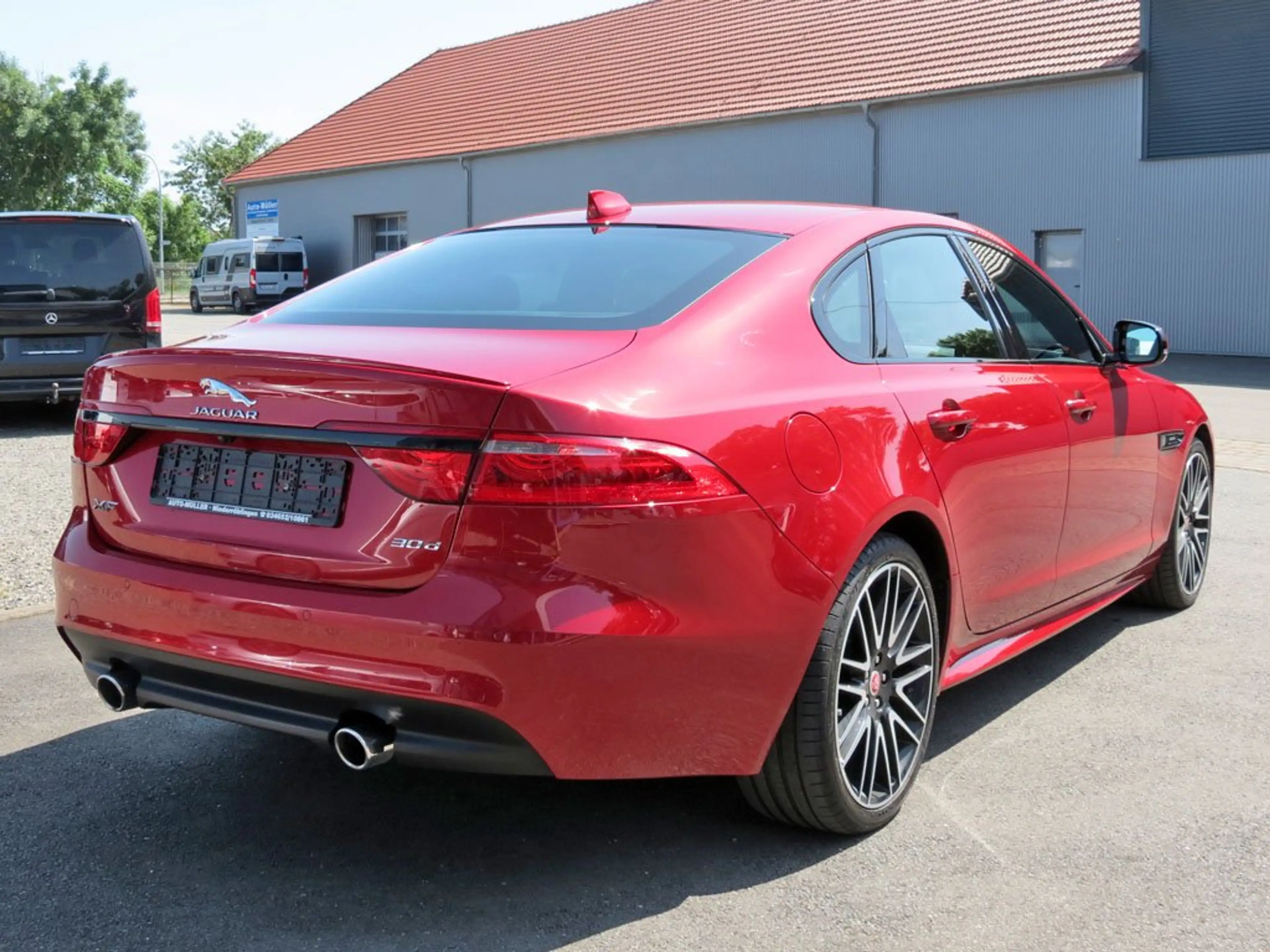 Jaguar XF R-Sport Leder Xenon Kamera 20-Zoll-LMF — photo 2