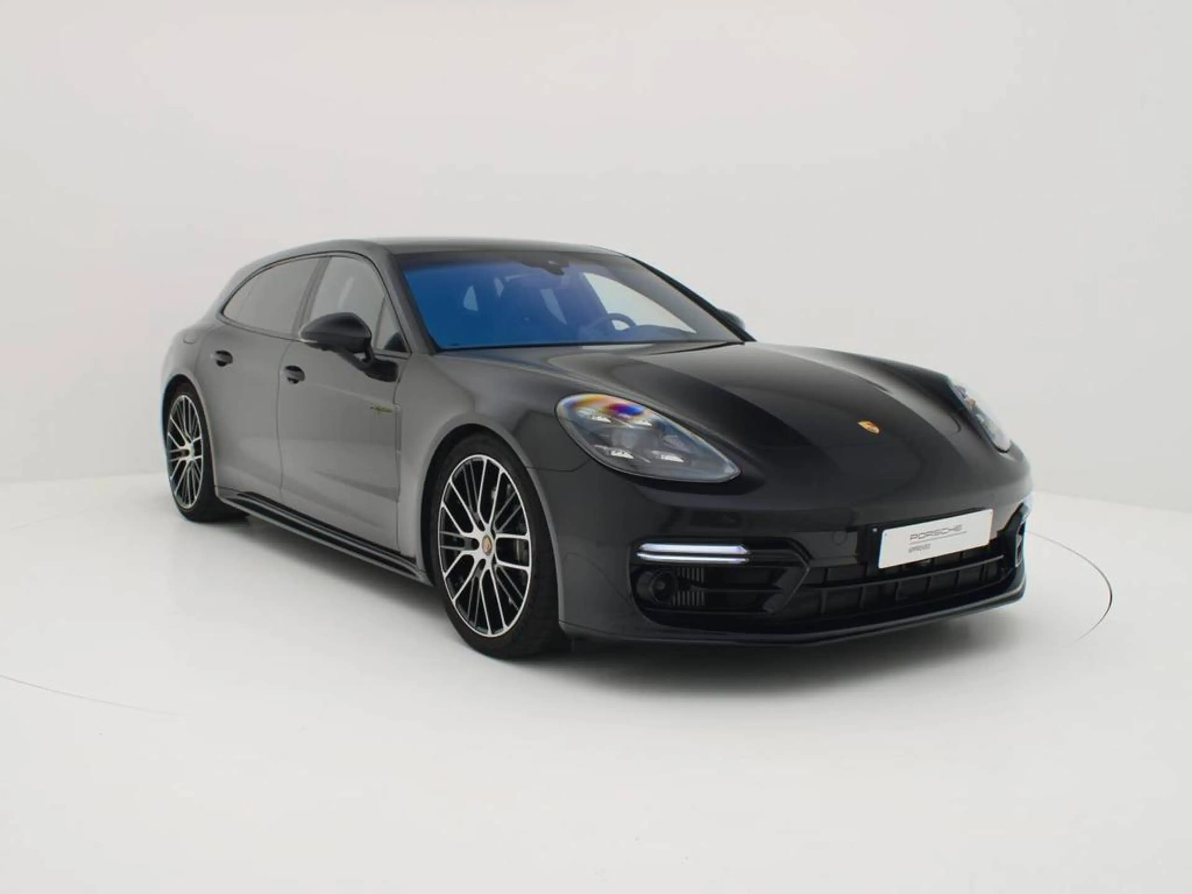 Porsche Panamera Panamera 4 E-Hybrid Sport Turismo Platinum Edition — photo 6