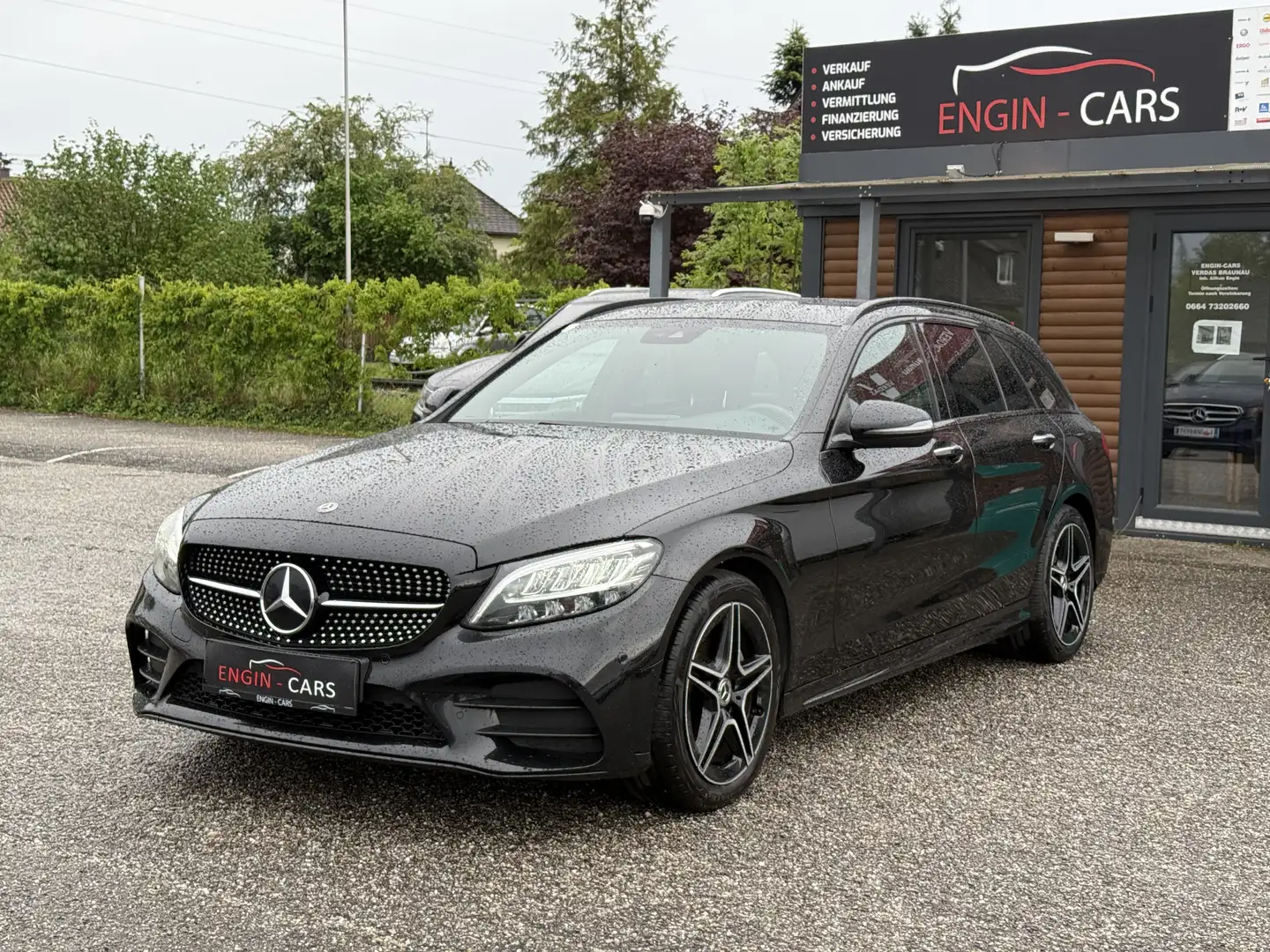 Mercedes-Benz C 200 d T AMG LINE Schwarz - 1