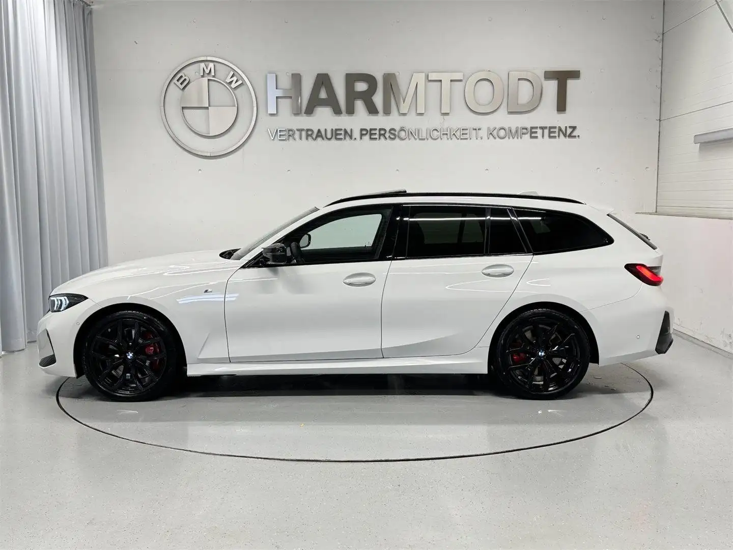 BMW 340 d M xDrive Biały - 2