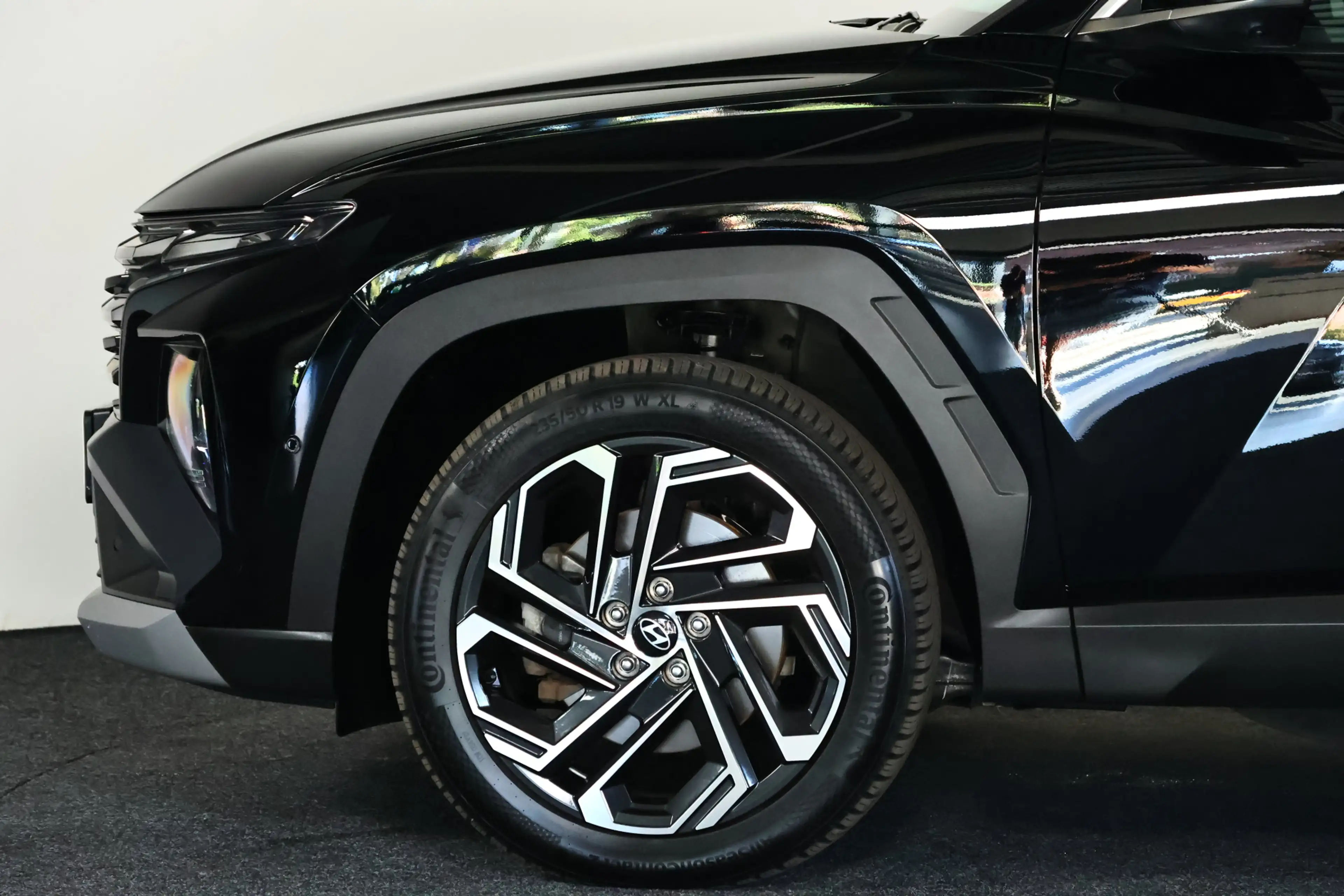 Hyundai TUCSON 1.6 T-GDI PHEV Premium Sky 4WD / Opendak / Leder / — photo 39
