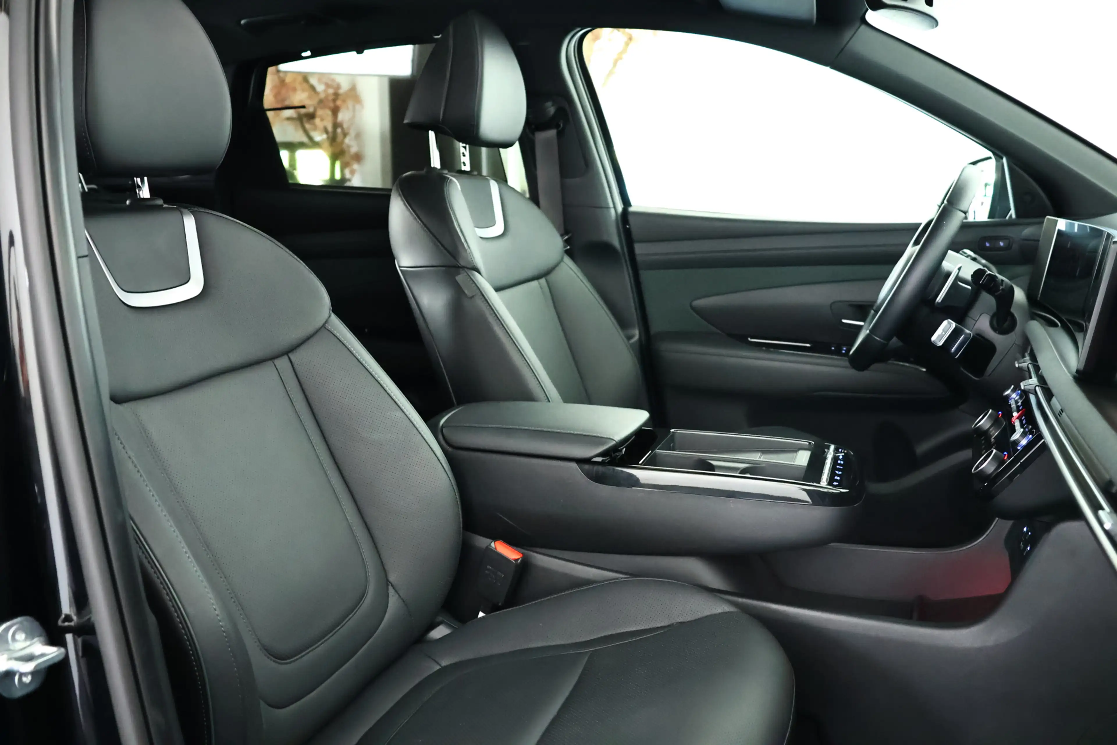 Hyundai TUCSON 1.6 T-GDI PHEV Premium Sky 4WD / Opendak / Leder / — photo 13