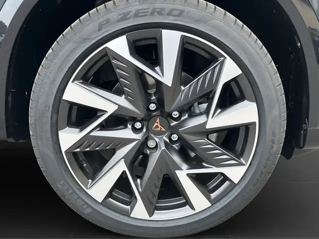 Cupra Formentor view 7
