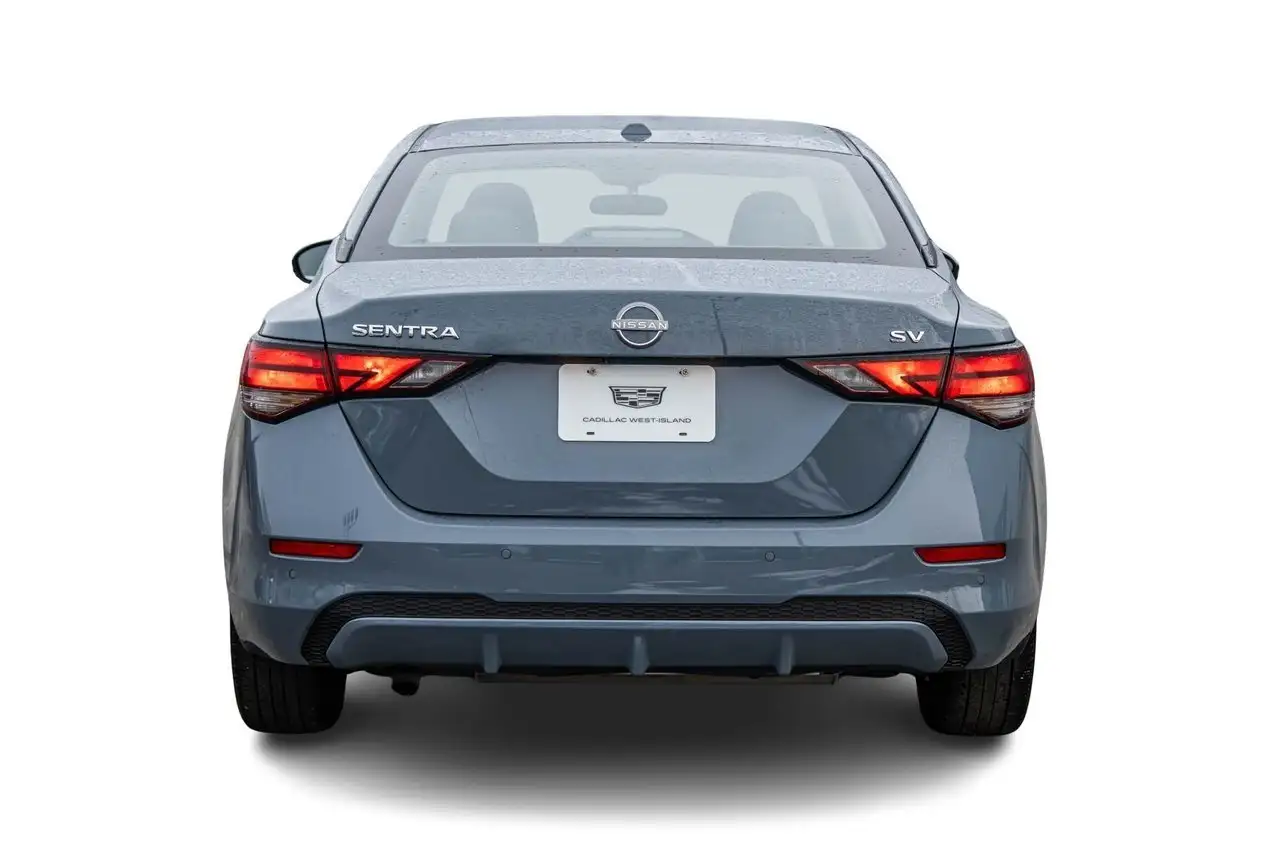 Nissan Sentra снимка Nissan Sentra