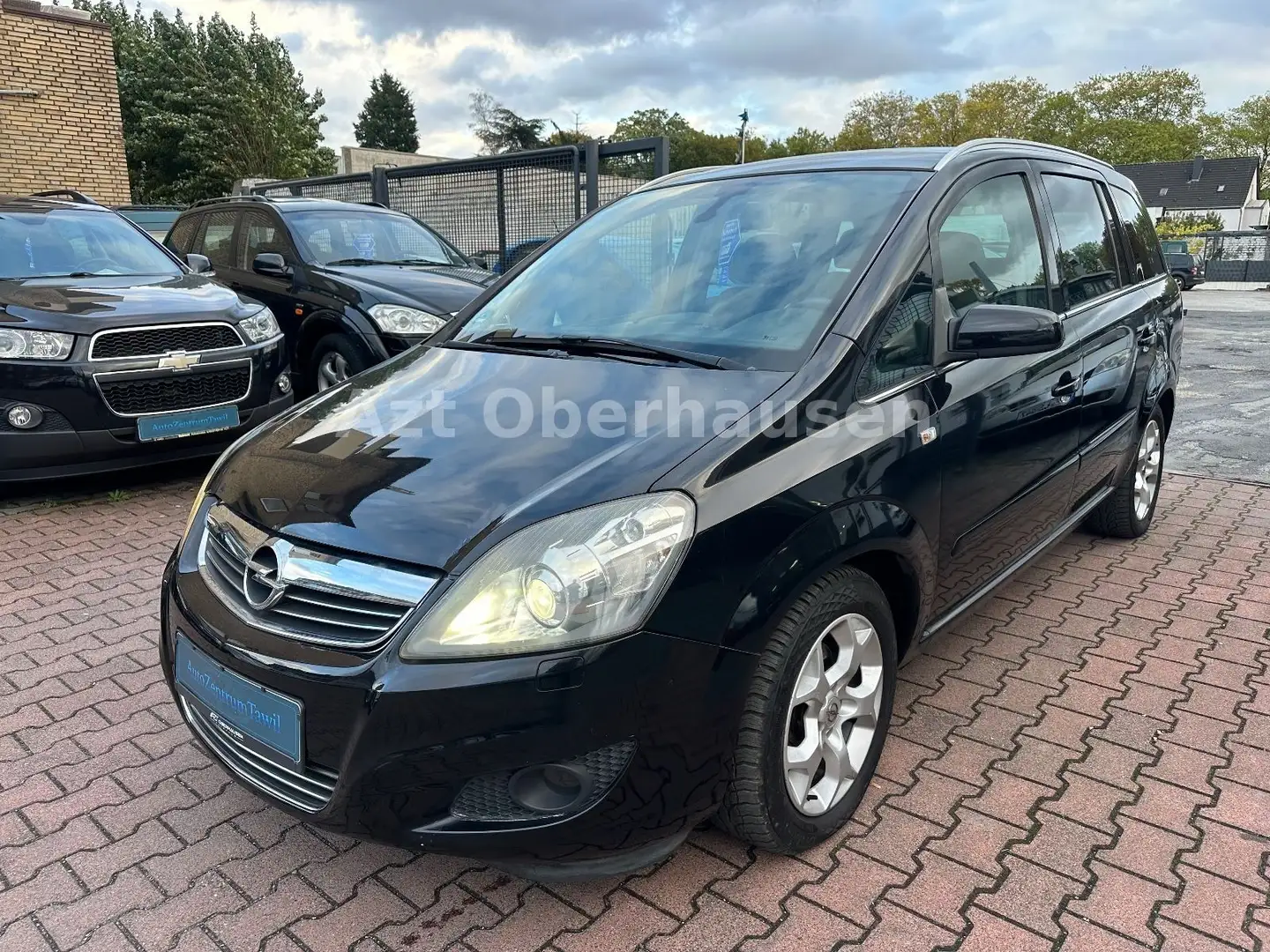 Opel Zafira B 1.6 *1.HAND*7SITZER*ZAHNRIEMEN NEU* Schwarz - 2