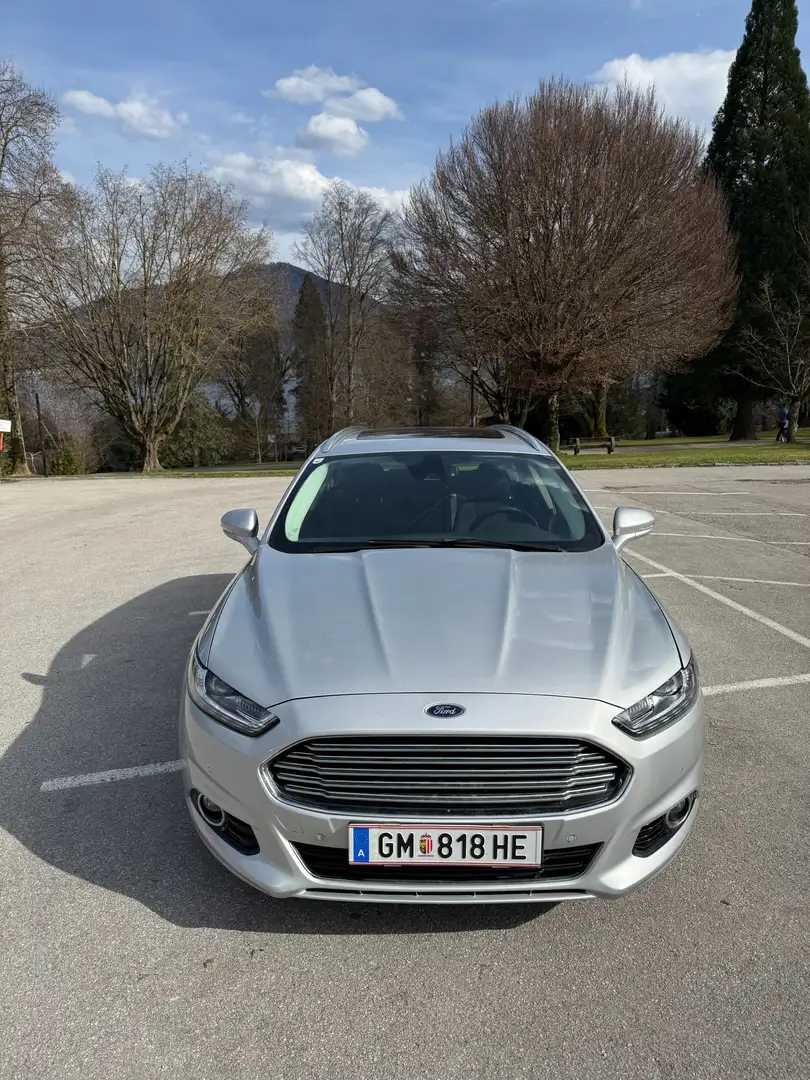 Ford Mondeo Mondeo Traveller Titanium 1,5 TDCi Start/Stop Titanium Silber - 2