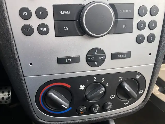 Opel Tigra view 6