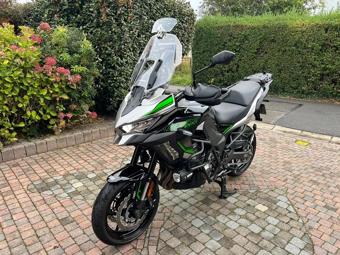 Kawasaki Versys 1000 Versys 1000 S Grand Tourer Fekete - 1