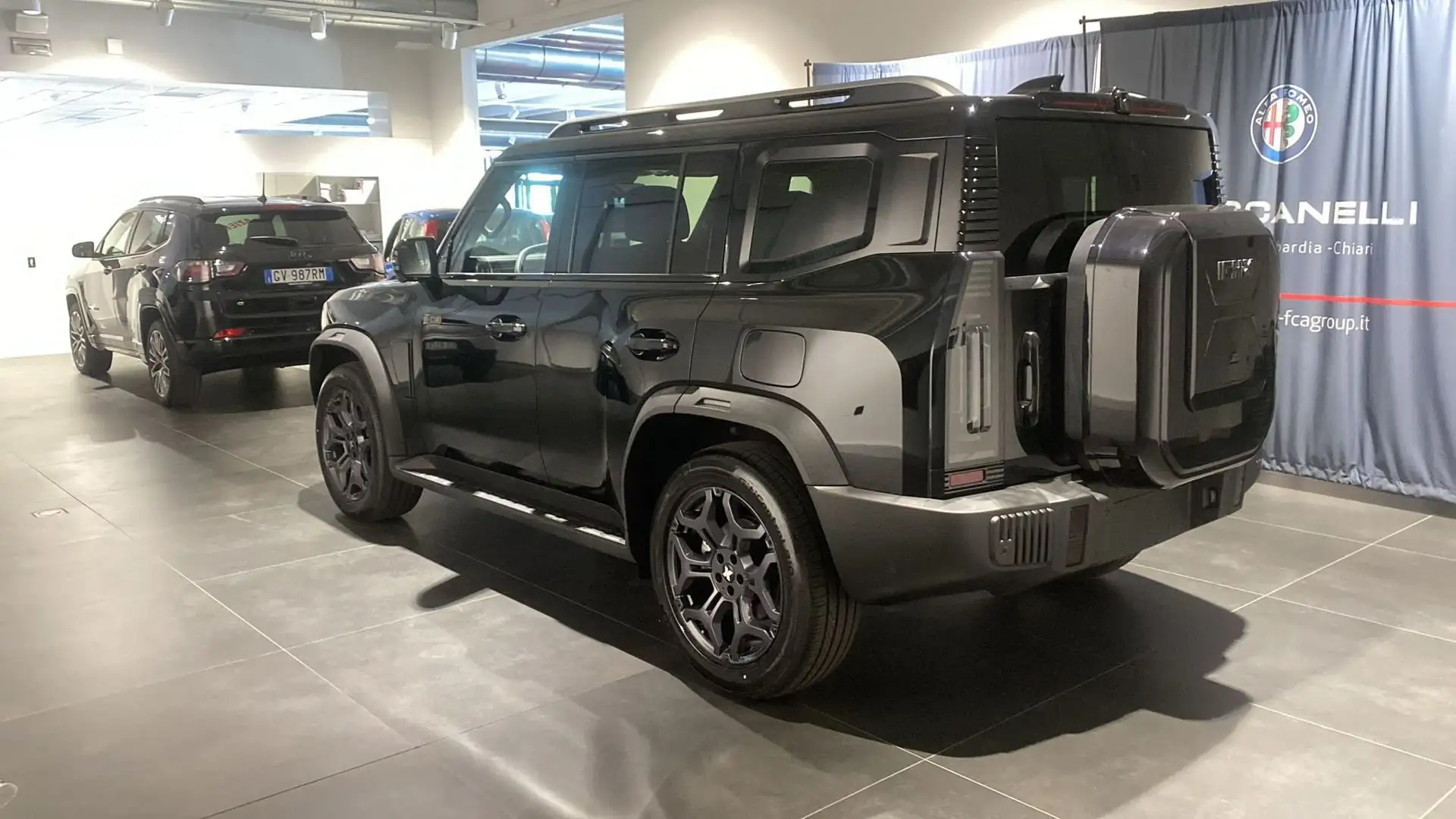 ICH-X K3 2.0 GPL DCT 4WD Schwarz - 2