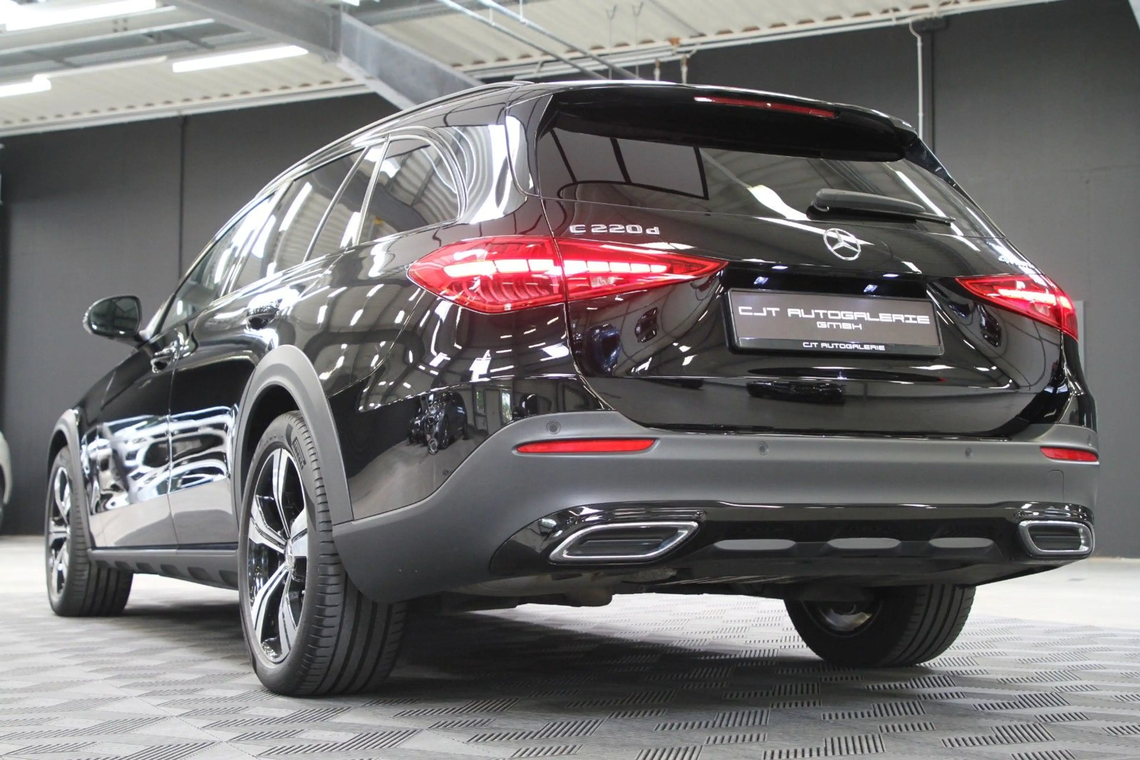 Mercedes-Benz C 220 d T-Modell 4Matic All Terrain — photo 6