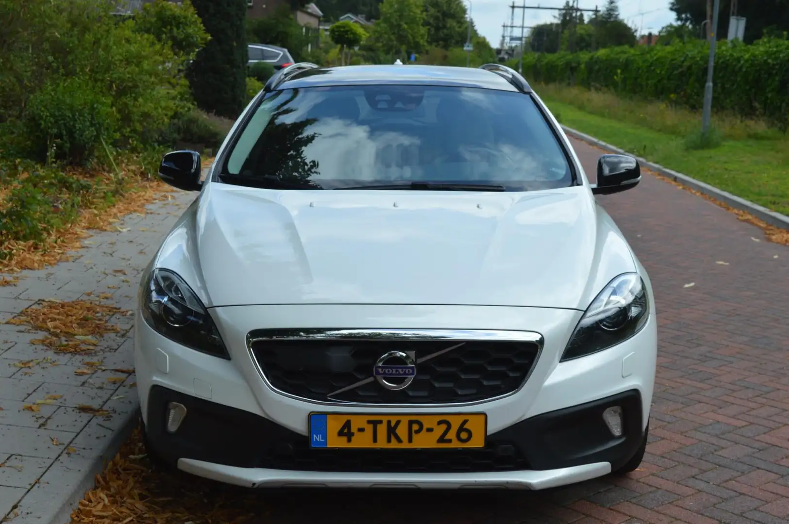 Volvo V40 Cross Country 1.6 T4 Summum /panoramadak/Org NL/NAP Wit - 2