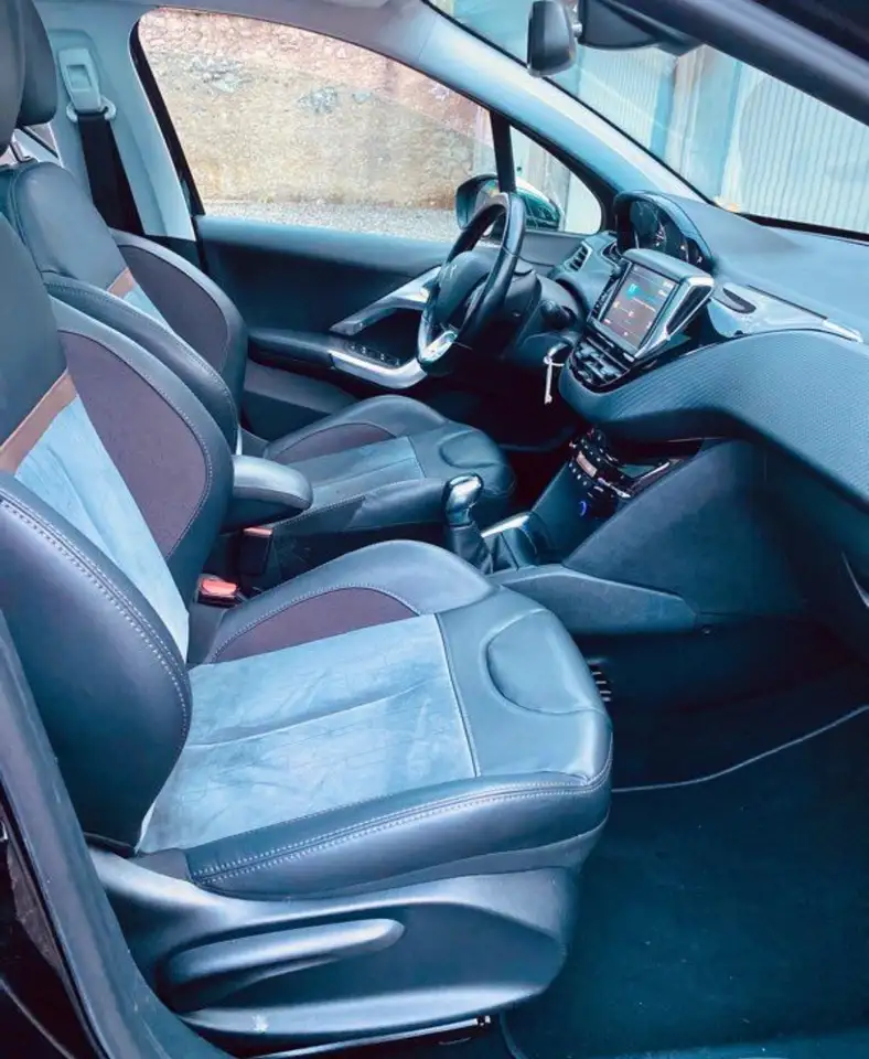 Peugeot 208 208 — photo 5