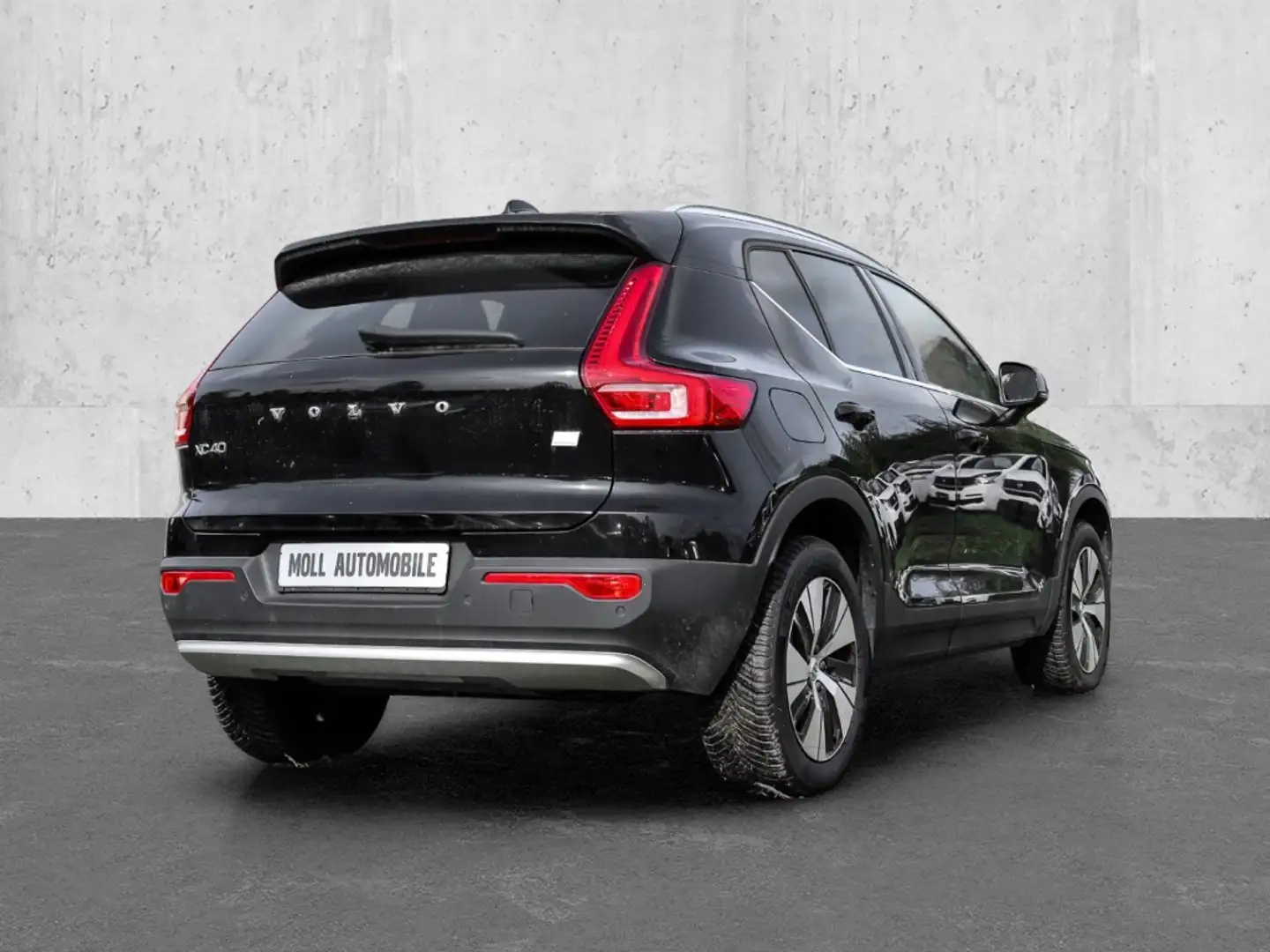 Volvo XC40 Core Recharge Plug-In Hybrid 2WD T4 Twin Engine EU Schwarz - 2