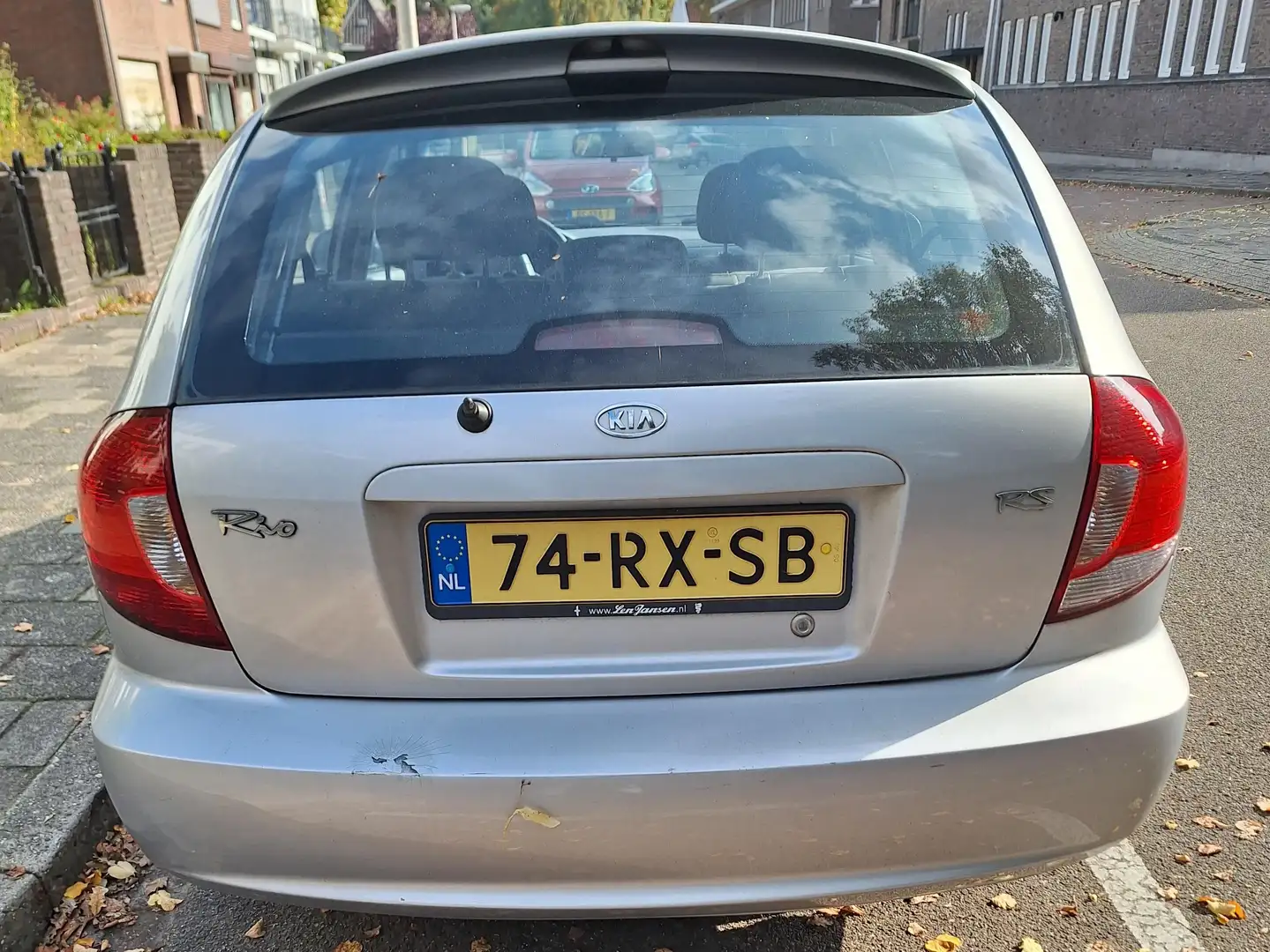 Kia Rio Rio 1.5 X-treme Gri - 1