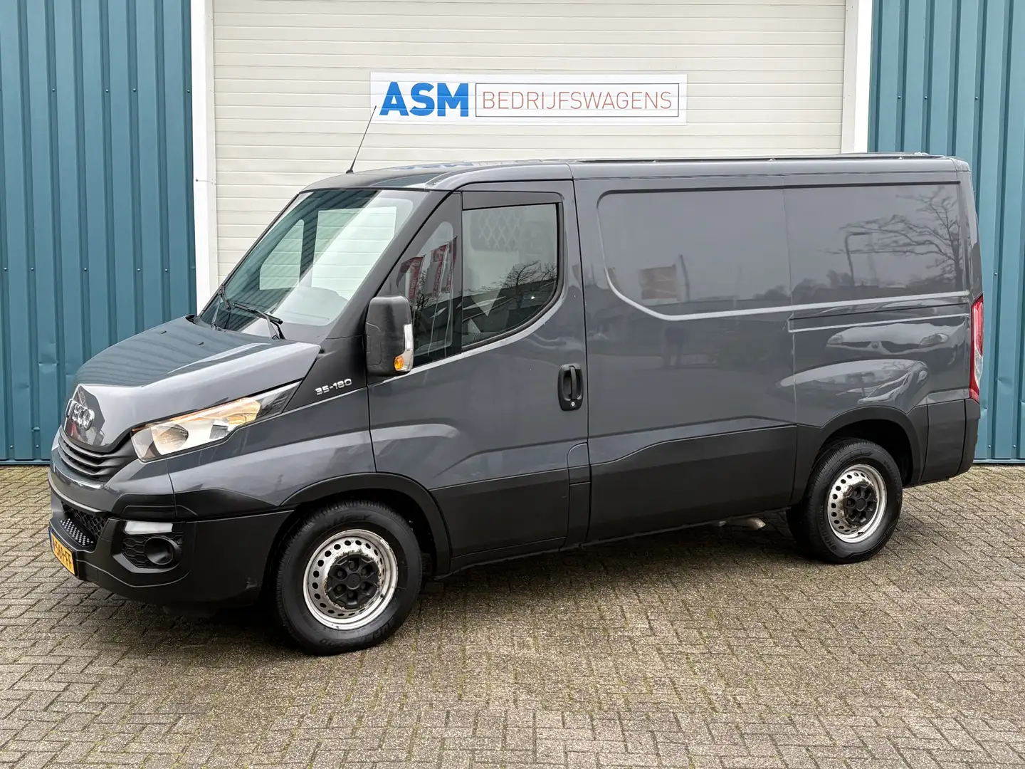 Iveco Daily 35S 180Pk 18V 3.0 300 H1 / 3500KG TREKGEWICHT / Tr Gris - 1