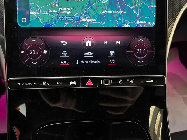 Mercedes-Benz 300 view 19