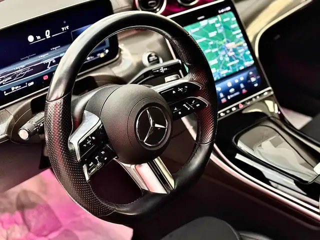 Mercedes-Benz 300 view 10