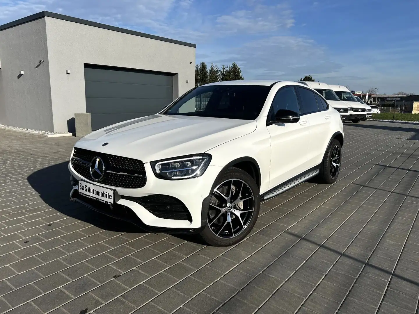 Mercedes-Benz GLC 400 Coupe 4Matic AMG-Line 20" 1.Hand Blanc - 2