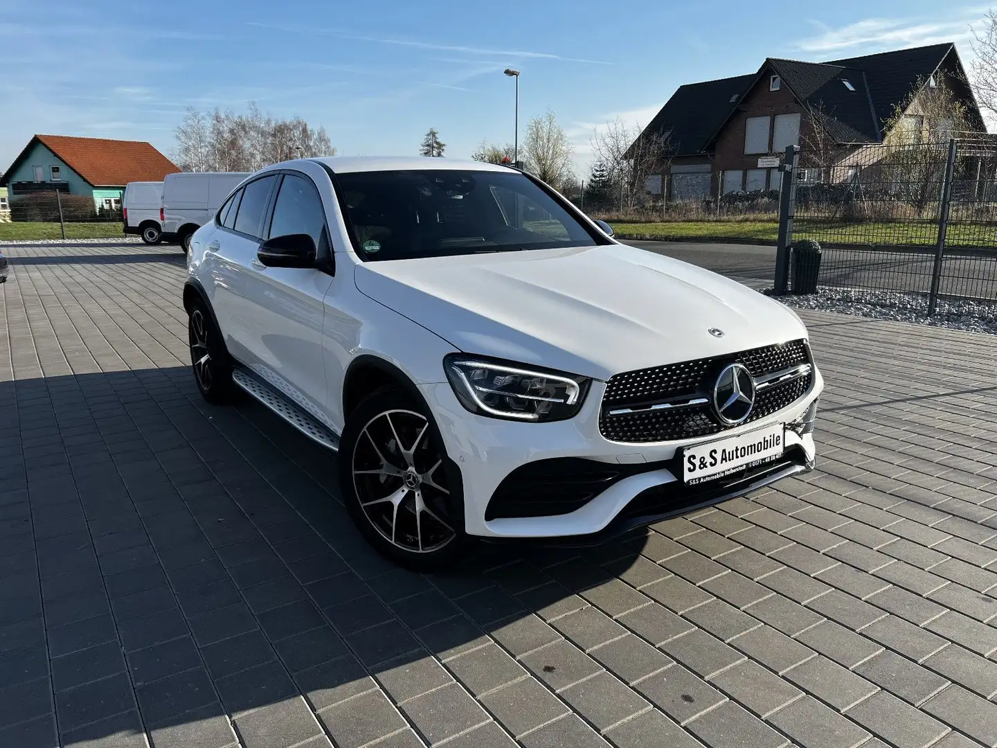 Mercedes-Benz GLC 400 Coupe 4Matic AMG-Line 20" 1.Hand Alb - 1