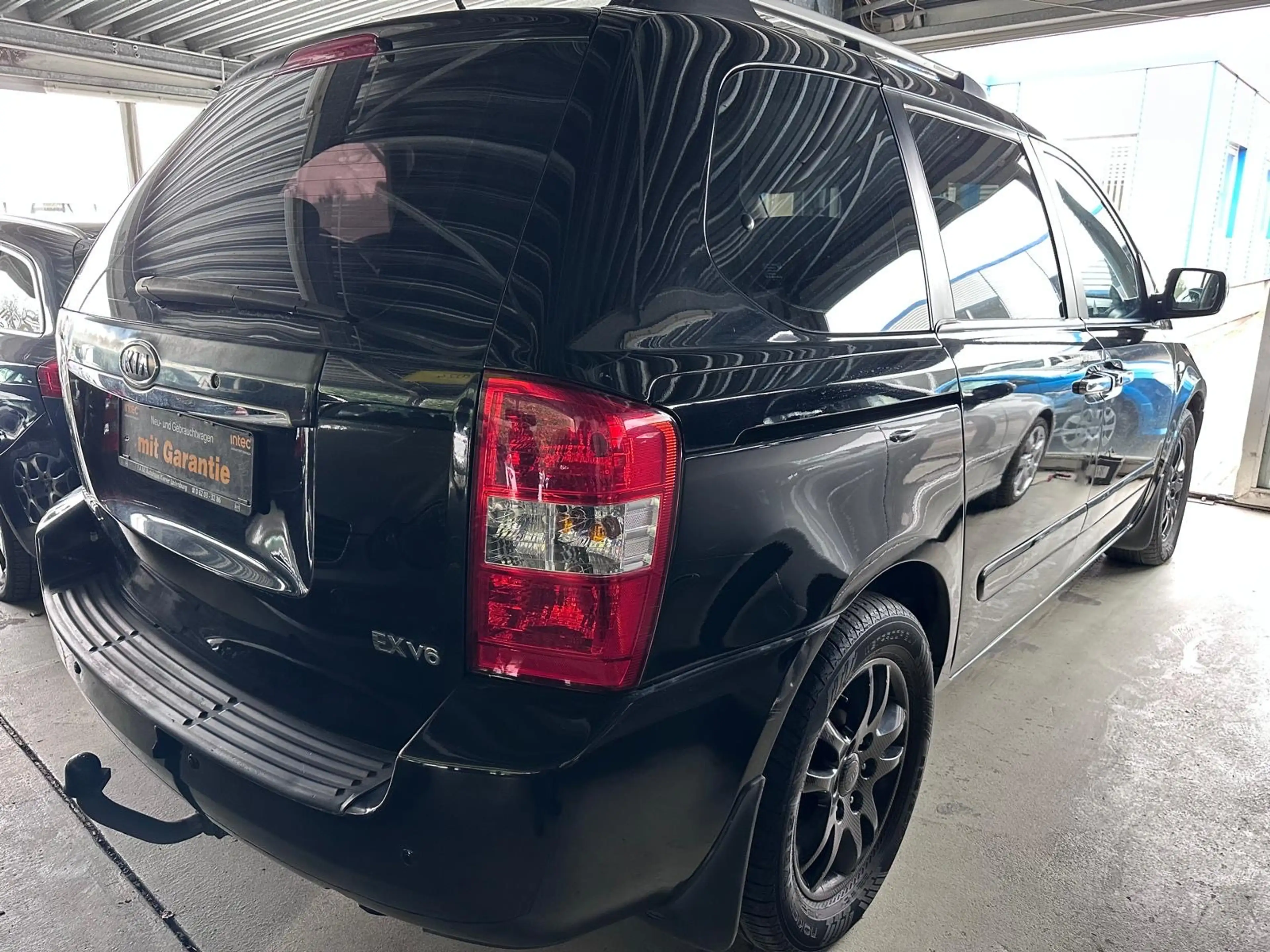 Kia Carnival 2.9 CRDi VGT EX Basis Automatik — photo 5