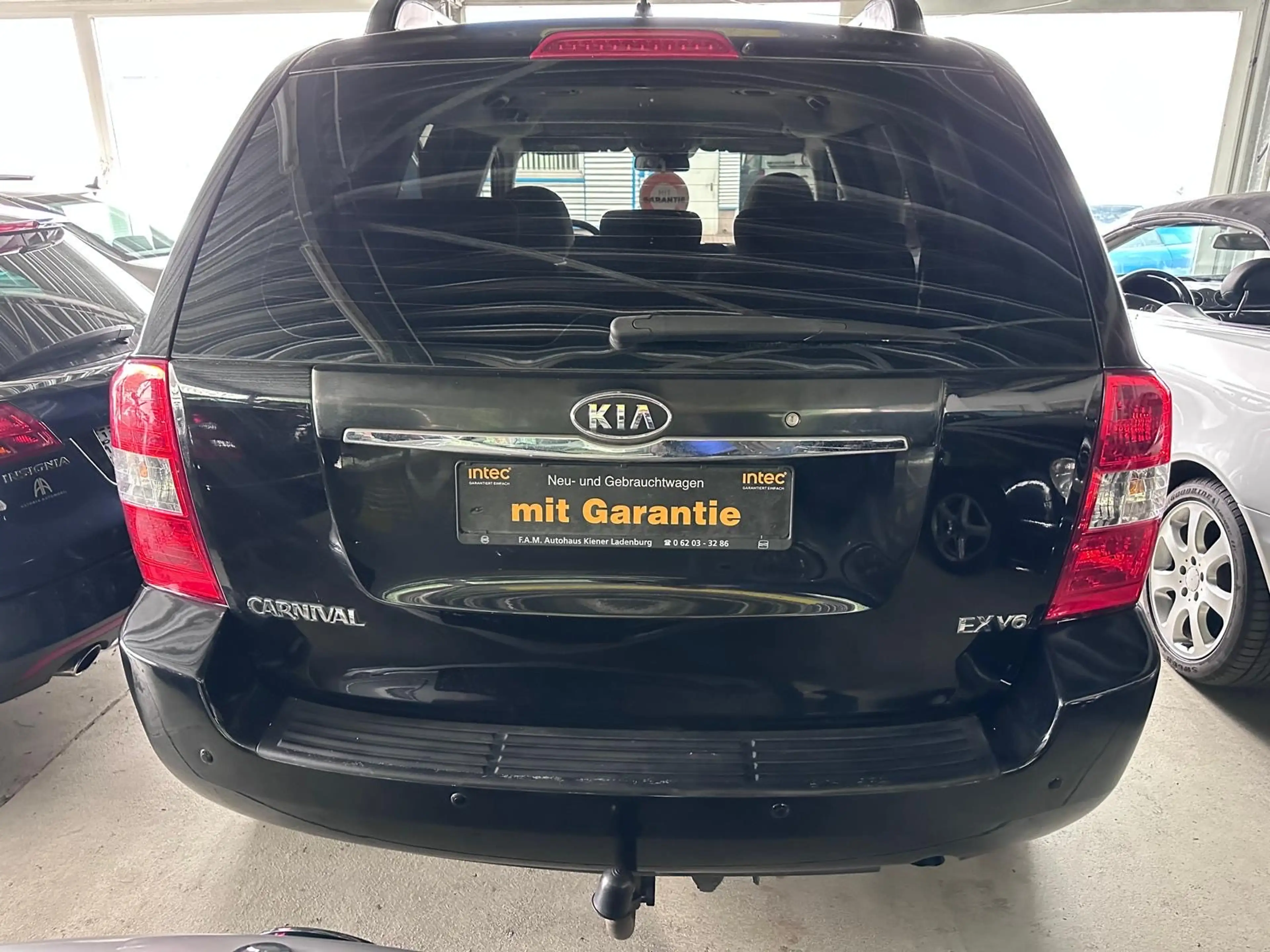 Kia Carnival 2.9 CRDi VGT EX Basis Automatik — photo 6