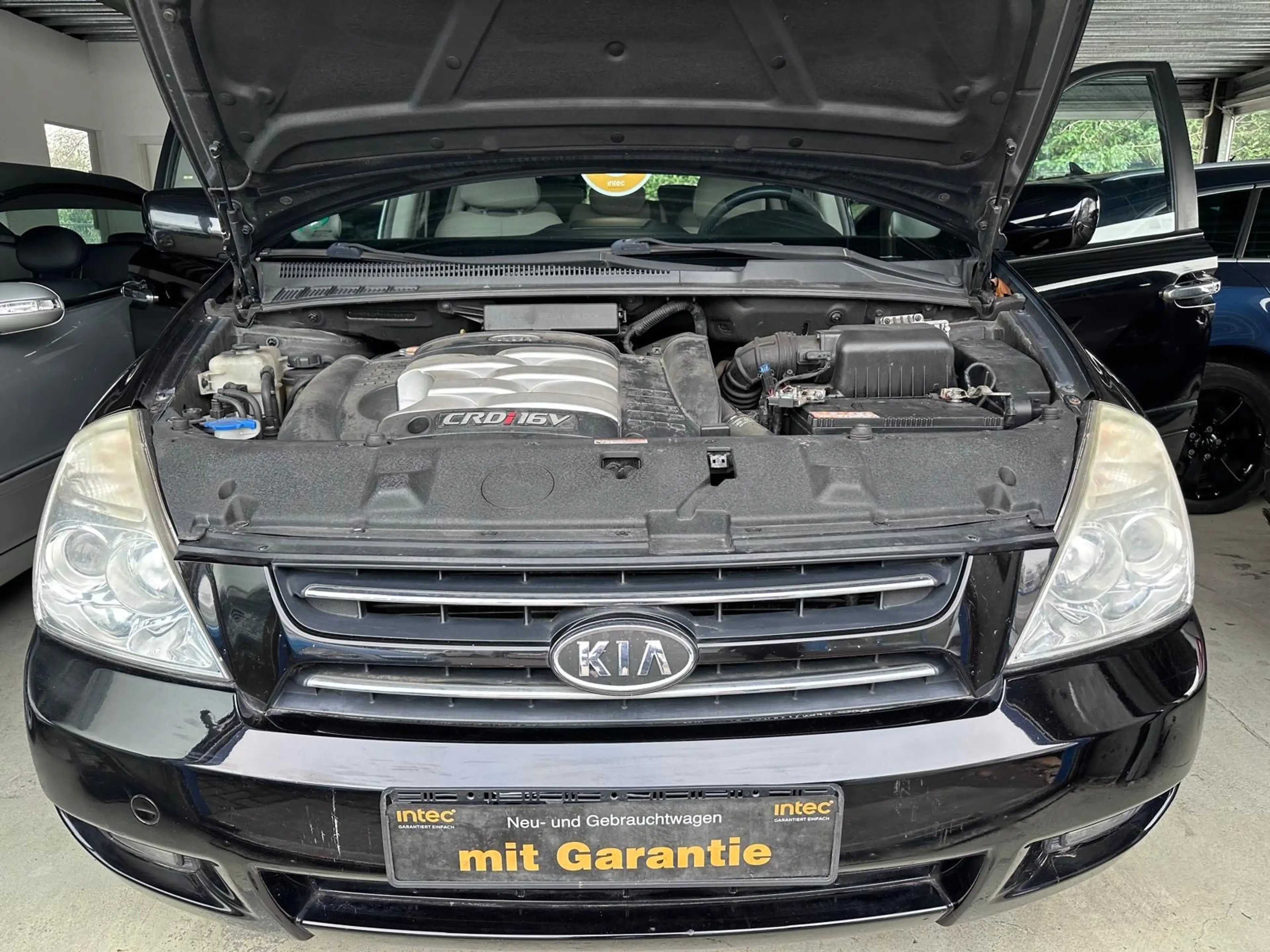 Kia Carnival 2.9 CRDi VGT EX Basis Automatik — photo 14