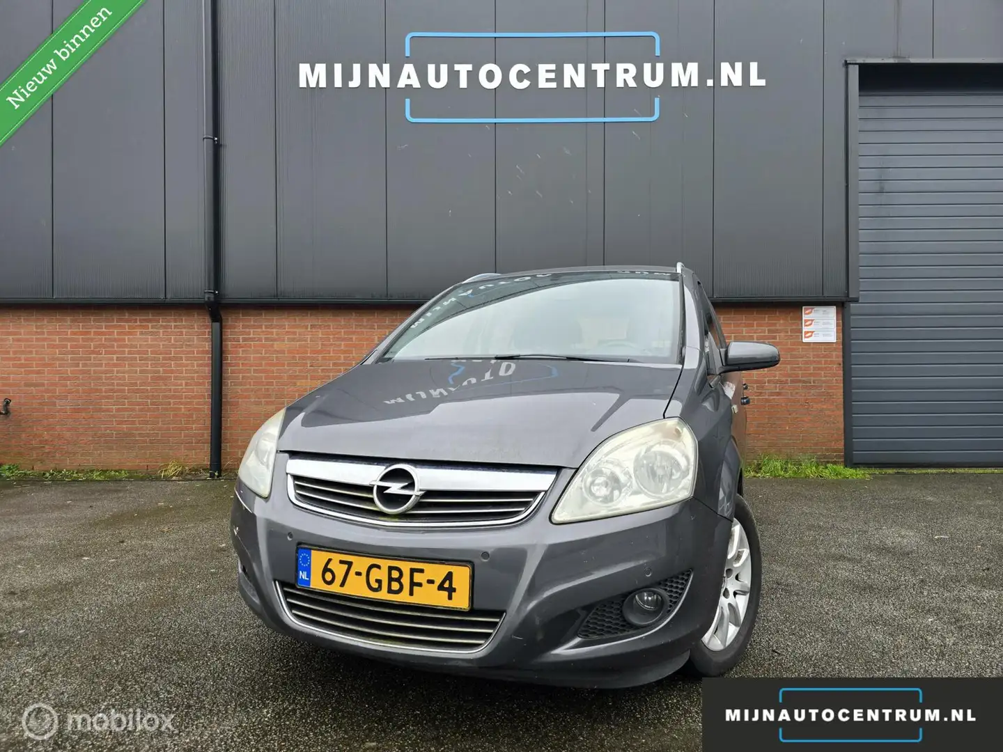 Opel Zafira 2.2 Temptation / NAP / CLIMA / AUTOMAAT / 7P Grigio - 1