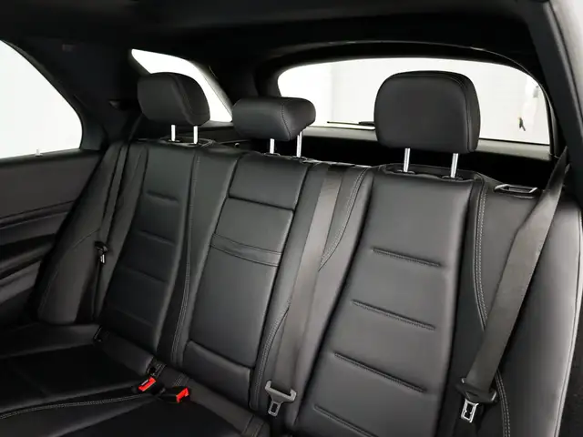 Mercedes-Benz GLE view 11
