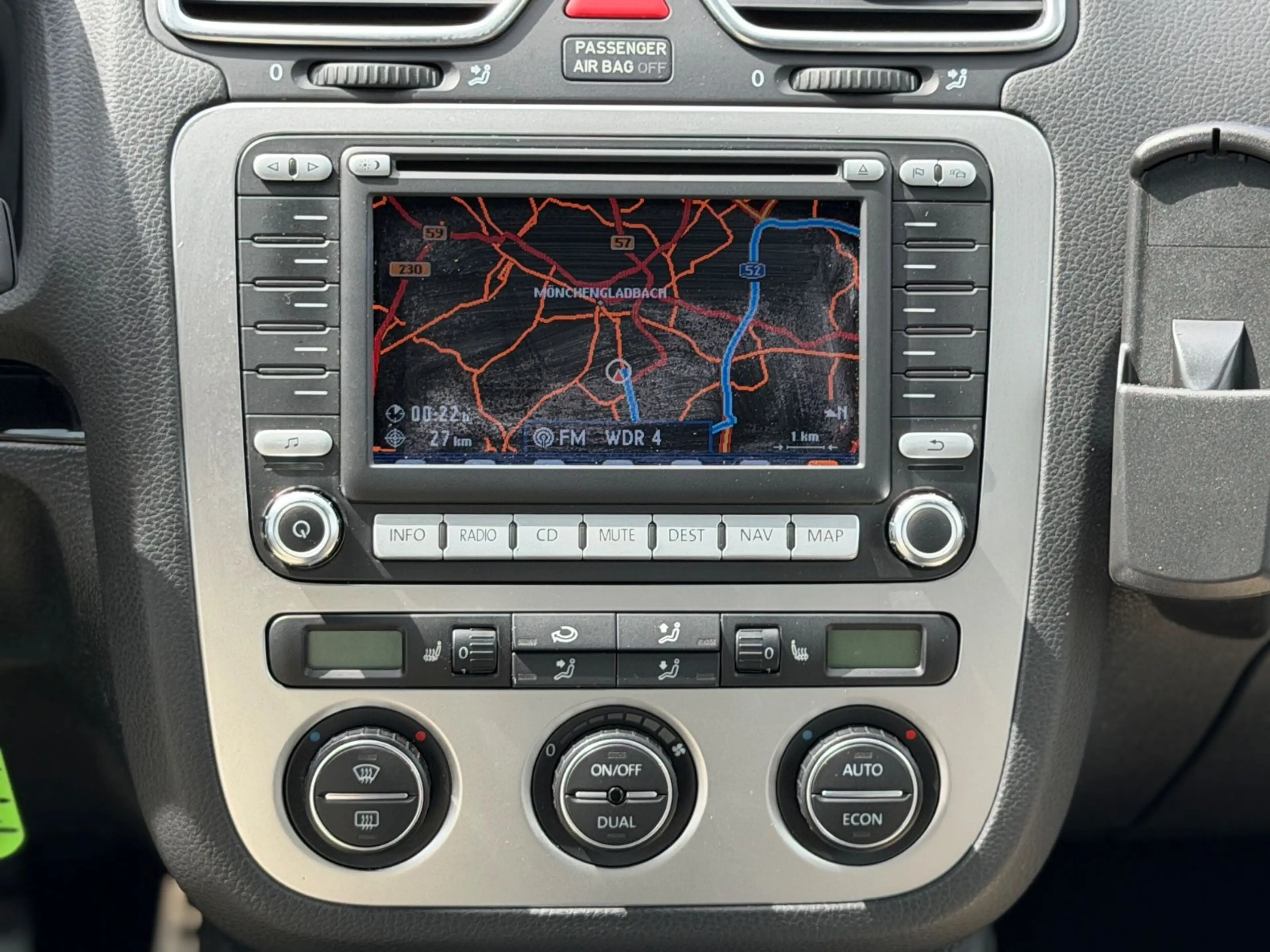 Volkswagen Eos 3.2 V6 Individual Navi Leder SHZ PDC Alus — photo 15