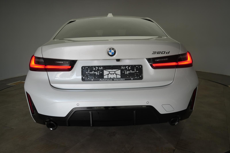 BMW 320 d M-Sport Leder/Kamera/Navi/LED — photo 6