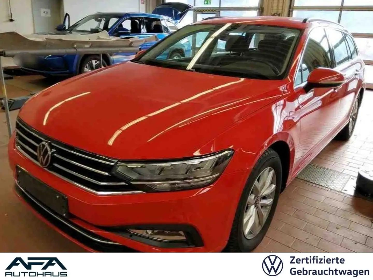 Volkswagen Passat Var. 2.0 TDI Business DSG AHK*NAV*LED*ACC Rot - 1