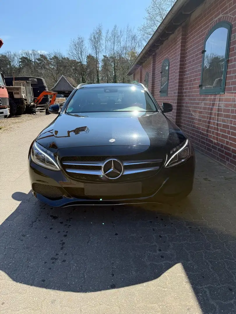 Mercedes-Benz C 180 T CGI Avantgarde Navi LED Spur Fekete - 2