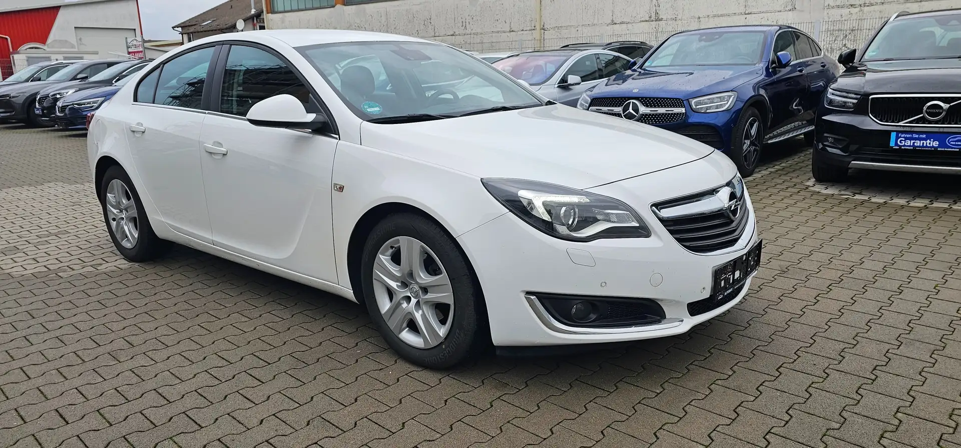 Opel Insignia Business Edition Blanc - 1