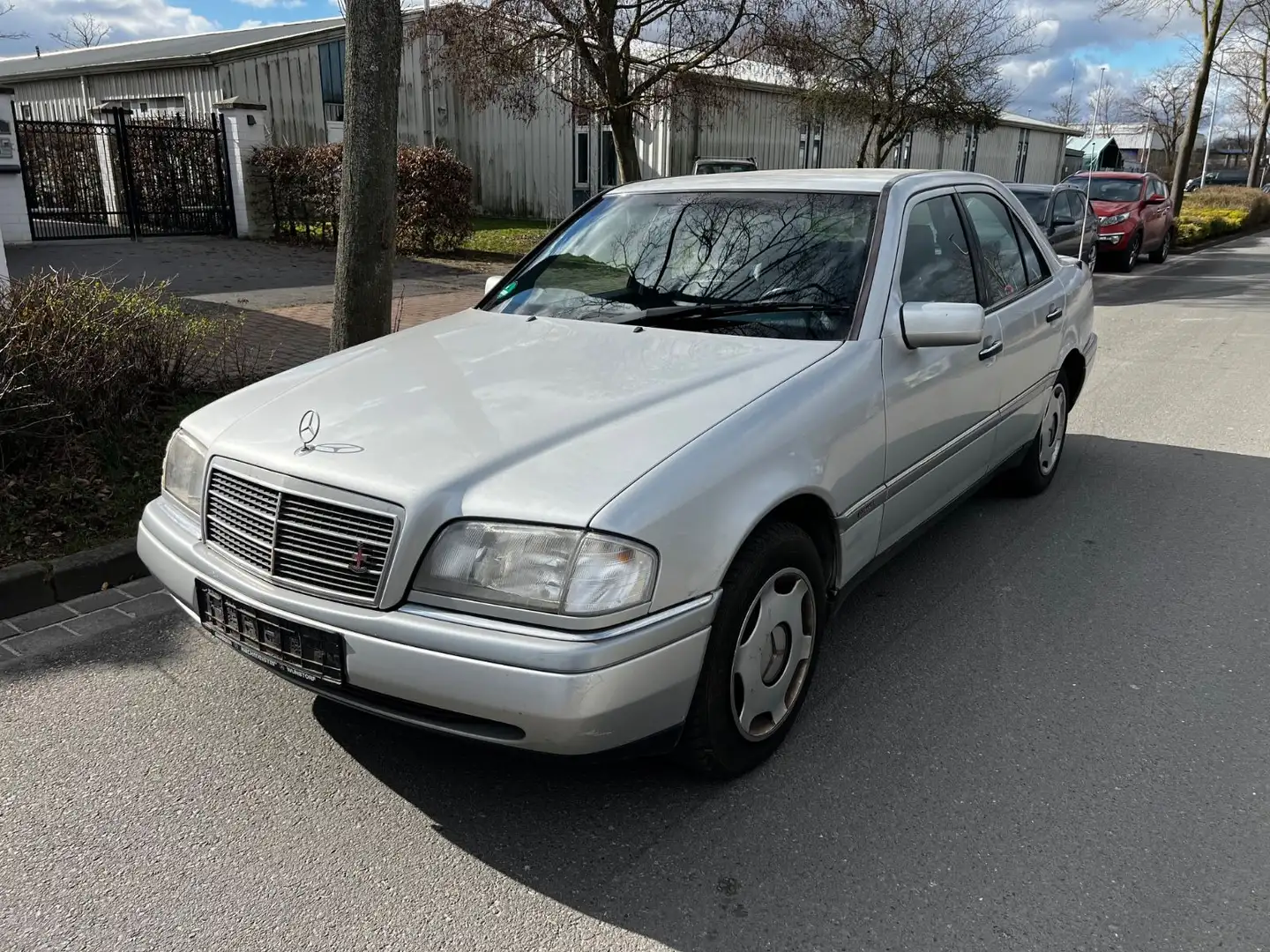 Mercedes-Benz C 200 ELEGANCE**Schiebedach**AHK Grau - 1