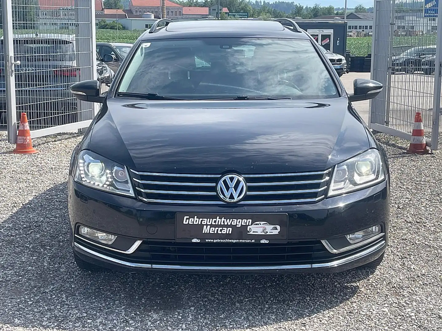 Volkswagen Passat Variant Comfortline BMT 2,0 TDI Schwarz - 2