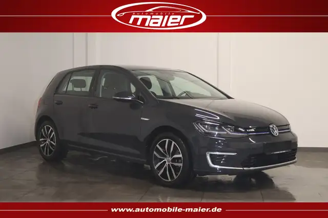 Volkswagen e-Golf Virtual-Kamera-Apps-NAV-LED-CCS-BLIND-MFL