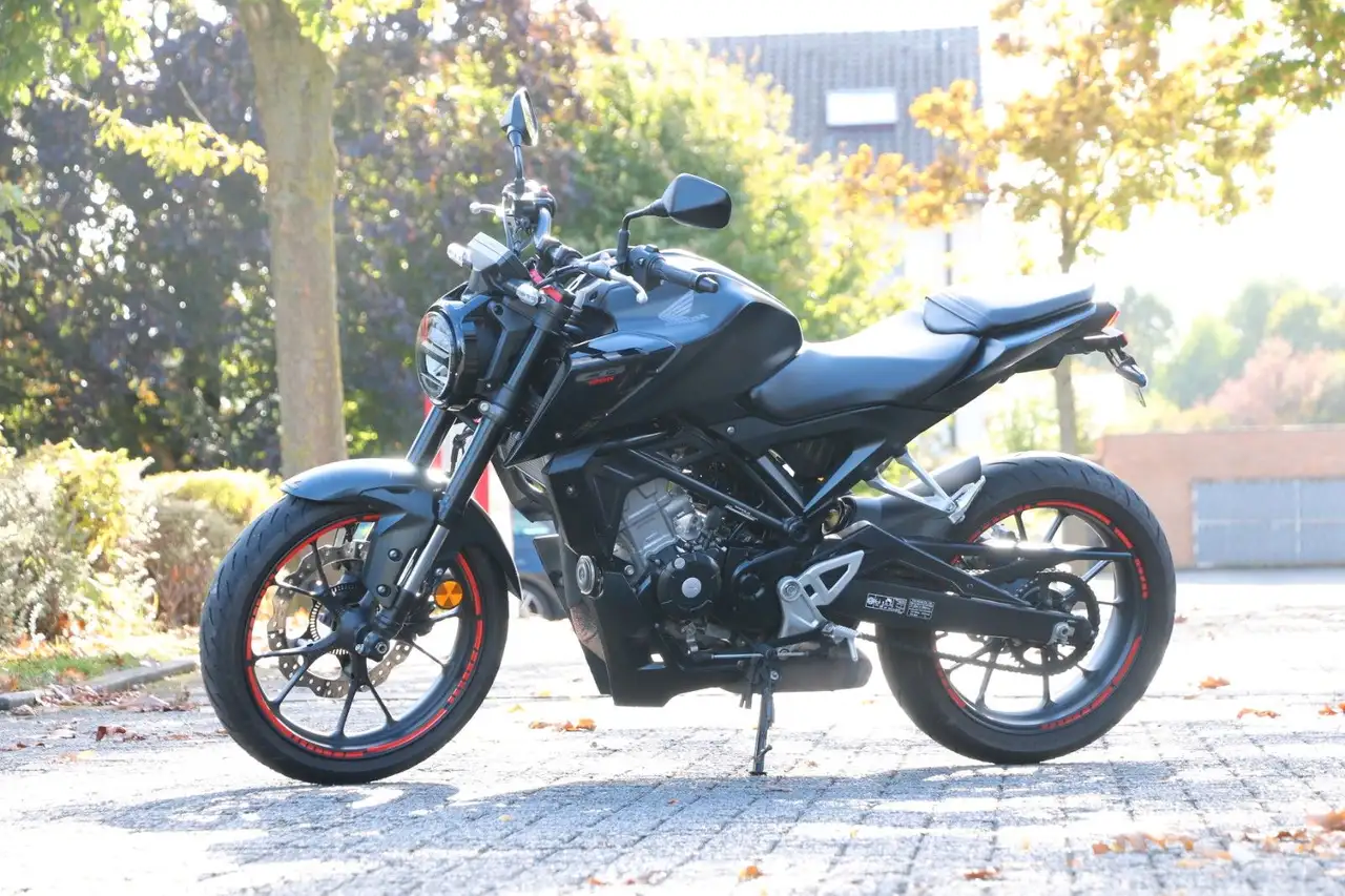 Honda CB 125