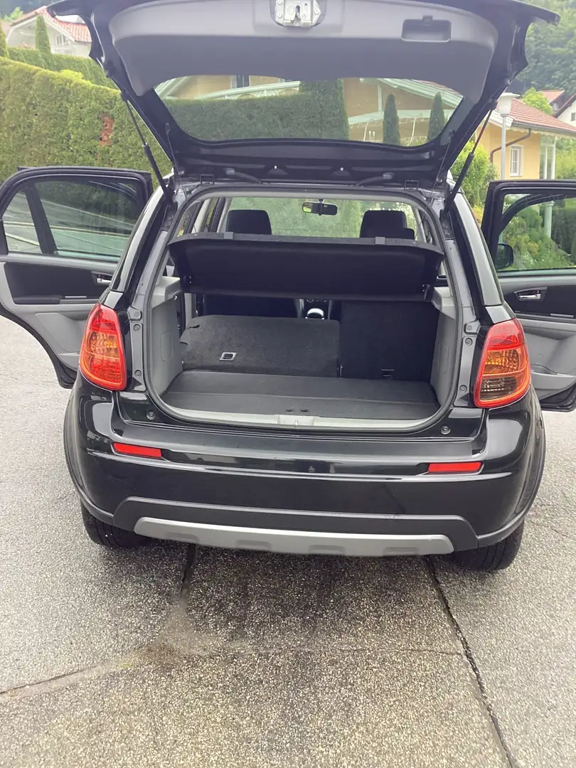 Suzuki SX4 1.6 VVT 4x4 Limited Schwarz - 1