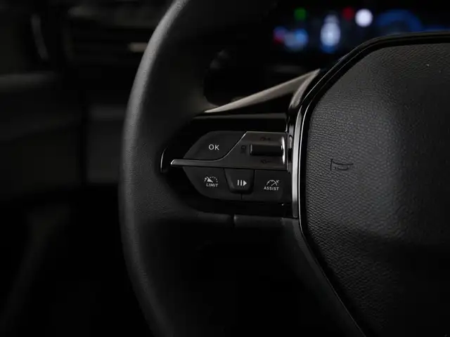 Peugeot 408 view 7