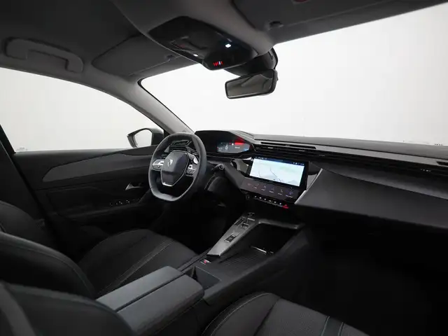 Peugeot 408 view 2