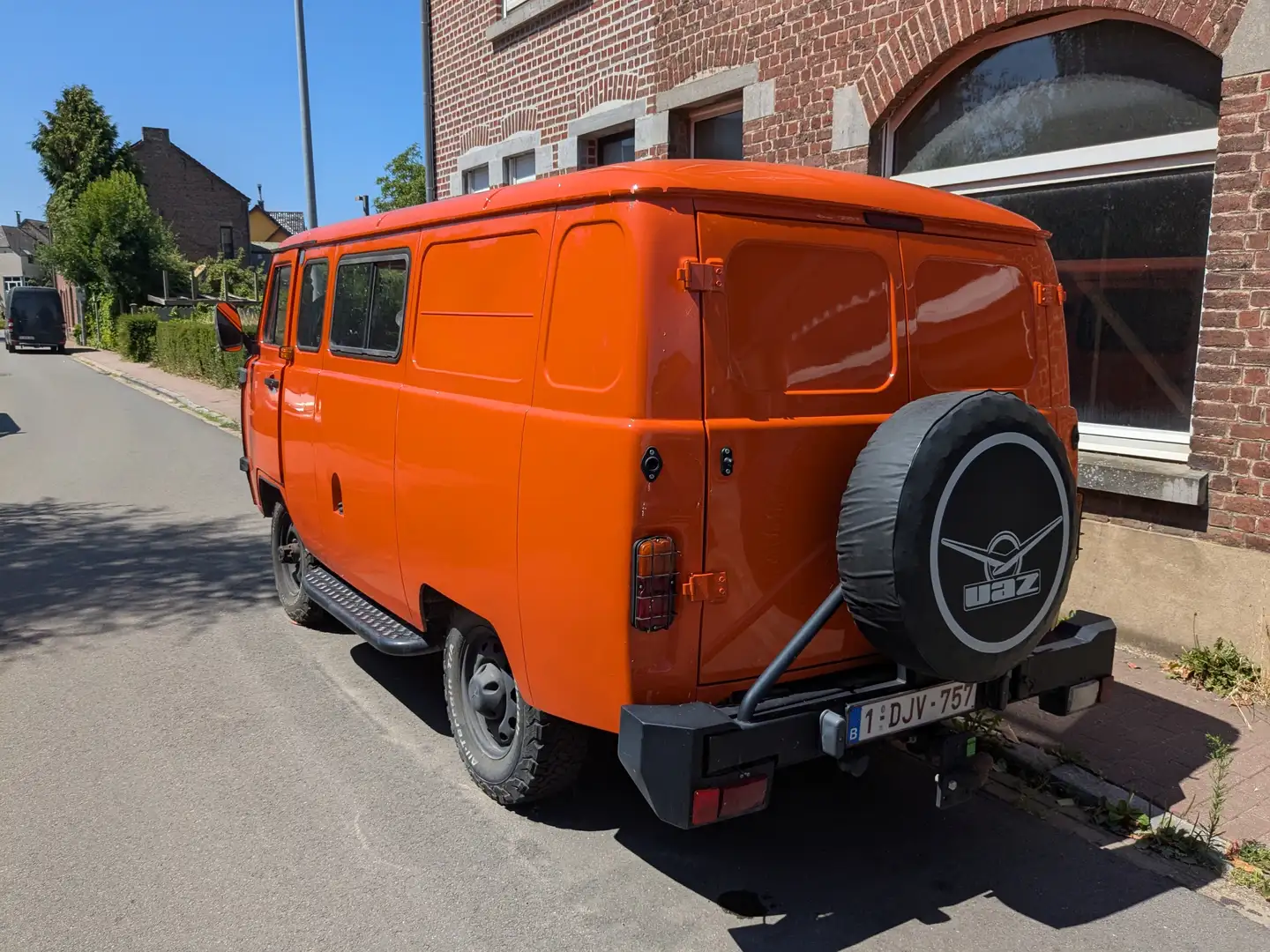 UAZ Buchanka Expedition Orange - 1