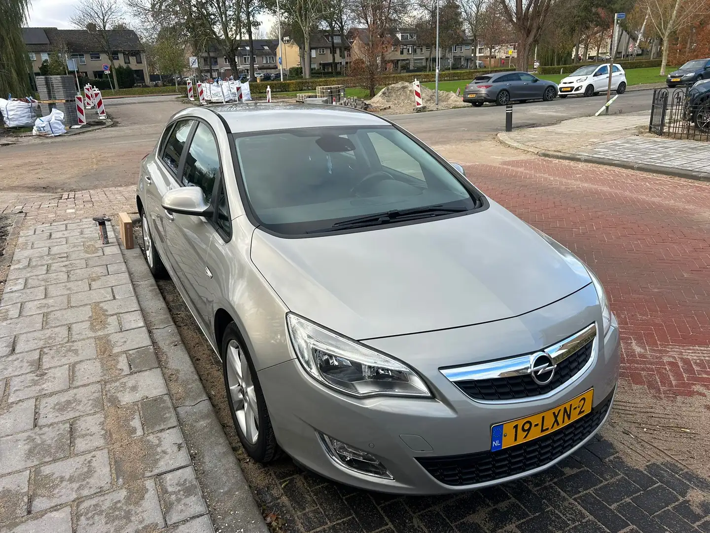 Opel Astra 1.6 Edition Beige - 1