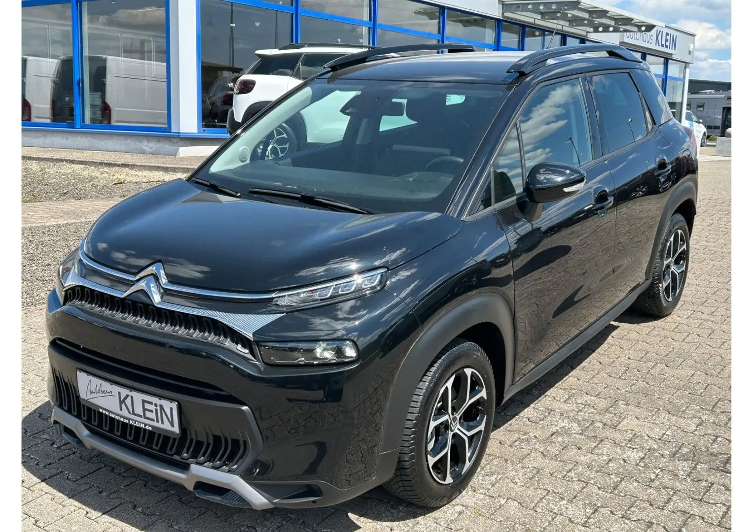 Citroen C3 Aircross Plus PureTech 110 *NAVI*CARPLAY*PDC* Schwarz - 2