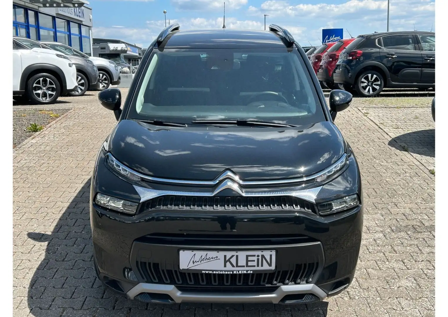 Citroen C3 Aircross Plus PureTech 110 *NAVI*CARPLAY*PDC* Schwarz - 1
