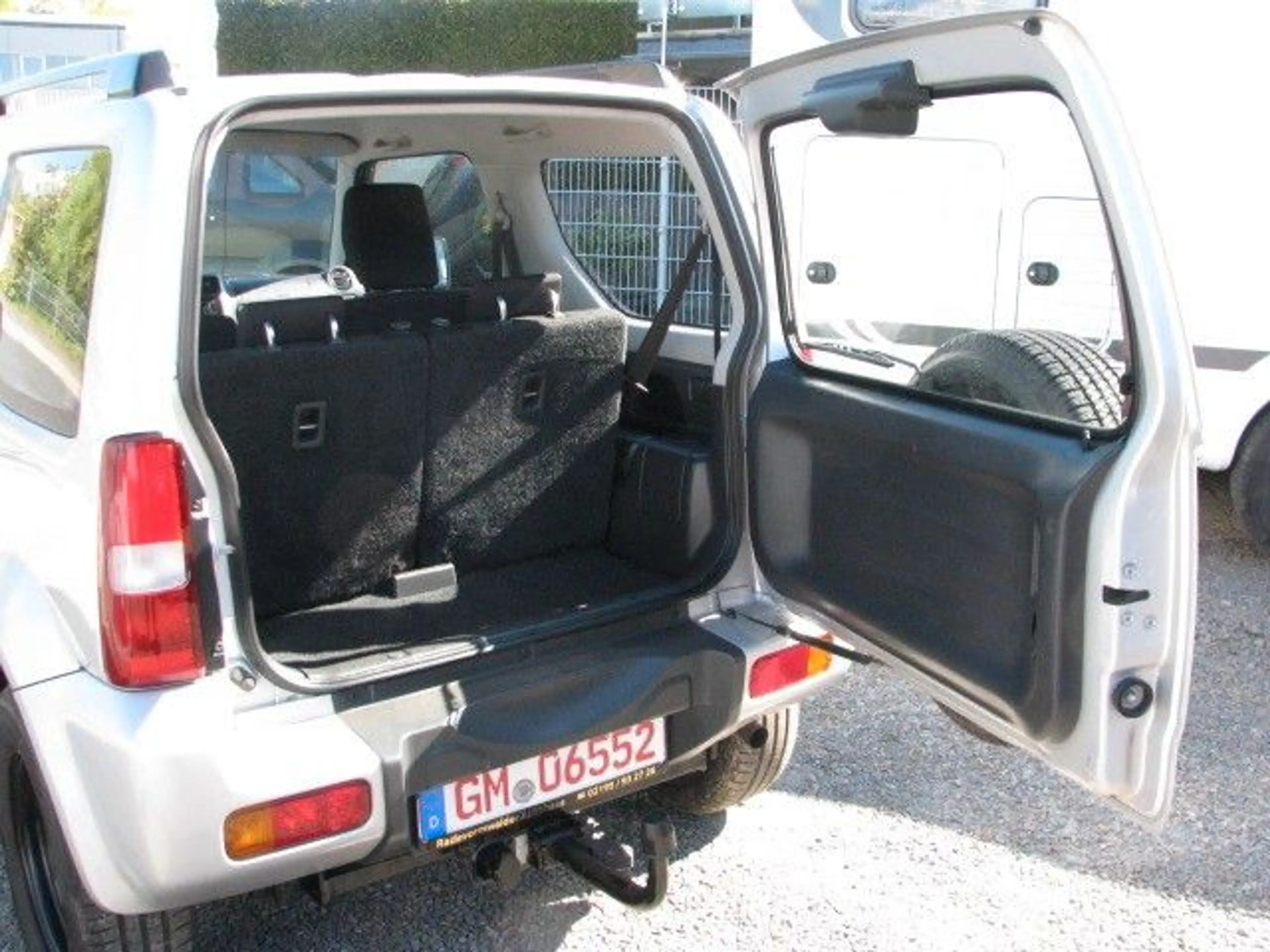 Suzuki Jimny 1.3 4WD "Silver Edition" — photo 11