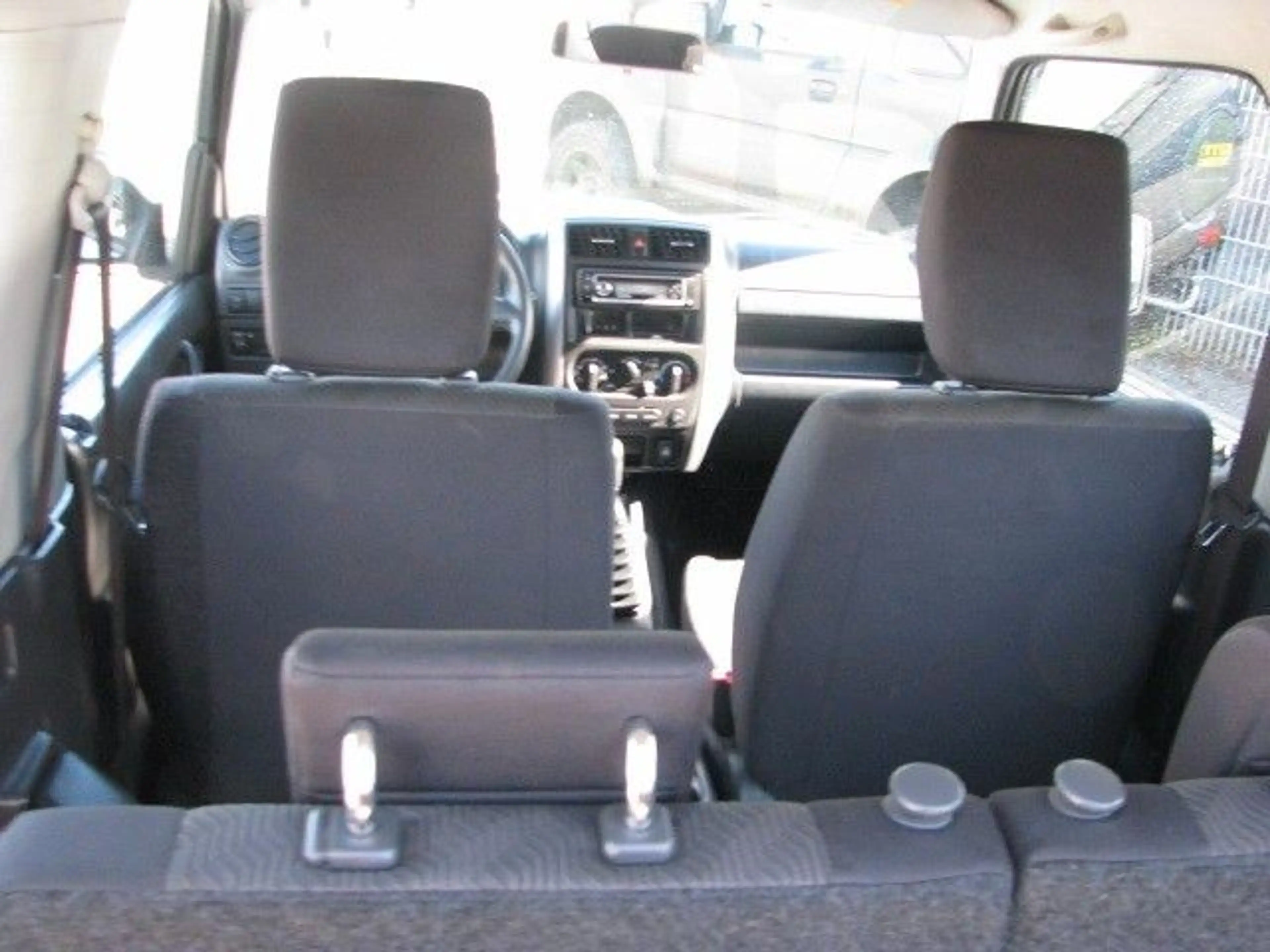 Suzuki Jimny 1.3 4WD "Silver Edition" — photo 12