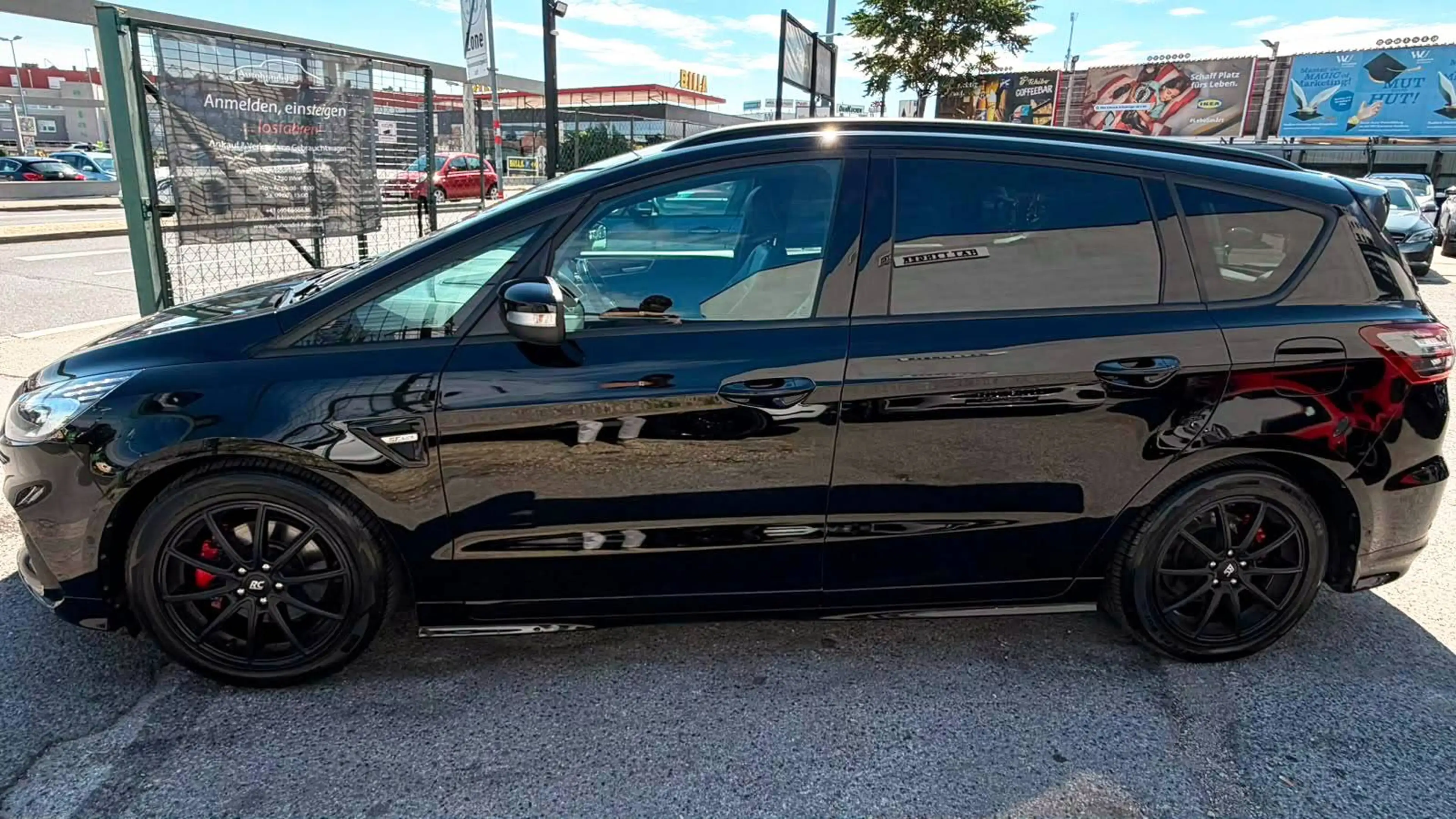 Ford S-Max ST-Line 2.0 Autom. 7Sitze 190PS Leder AbstandsTempmt Navi LED — photo 6