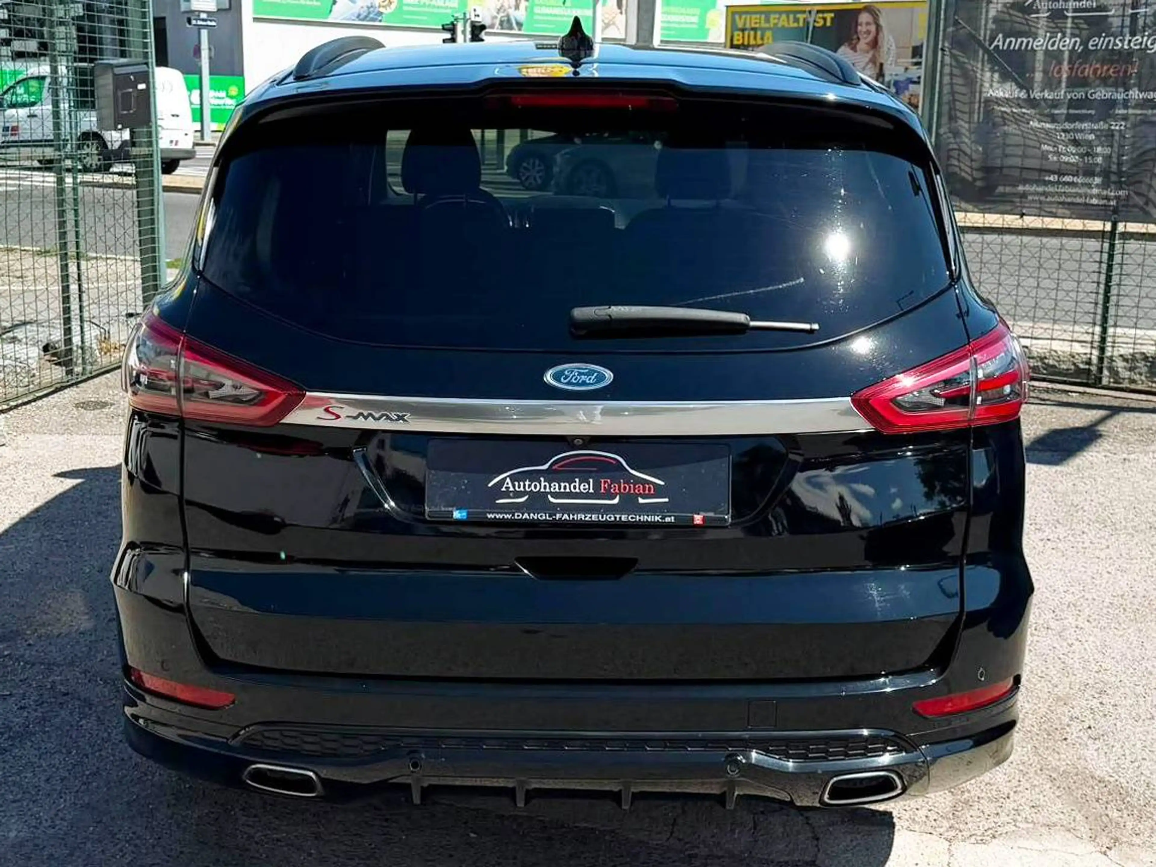 Ford S-Max ST-Line 2.0 Autom. 7Sitze 190PS Leder AbstandsTempmt Navi LED — photo 4